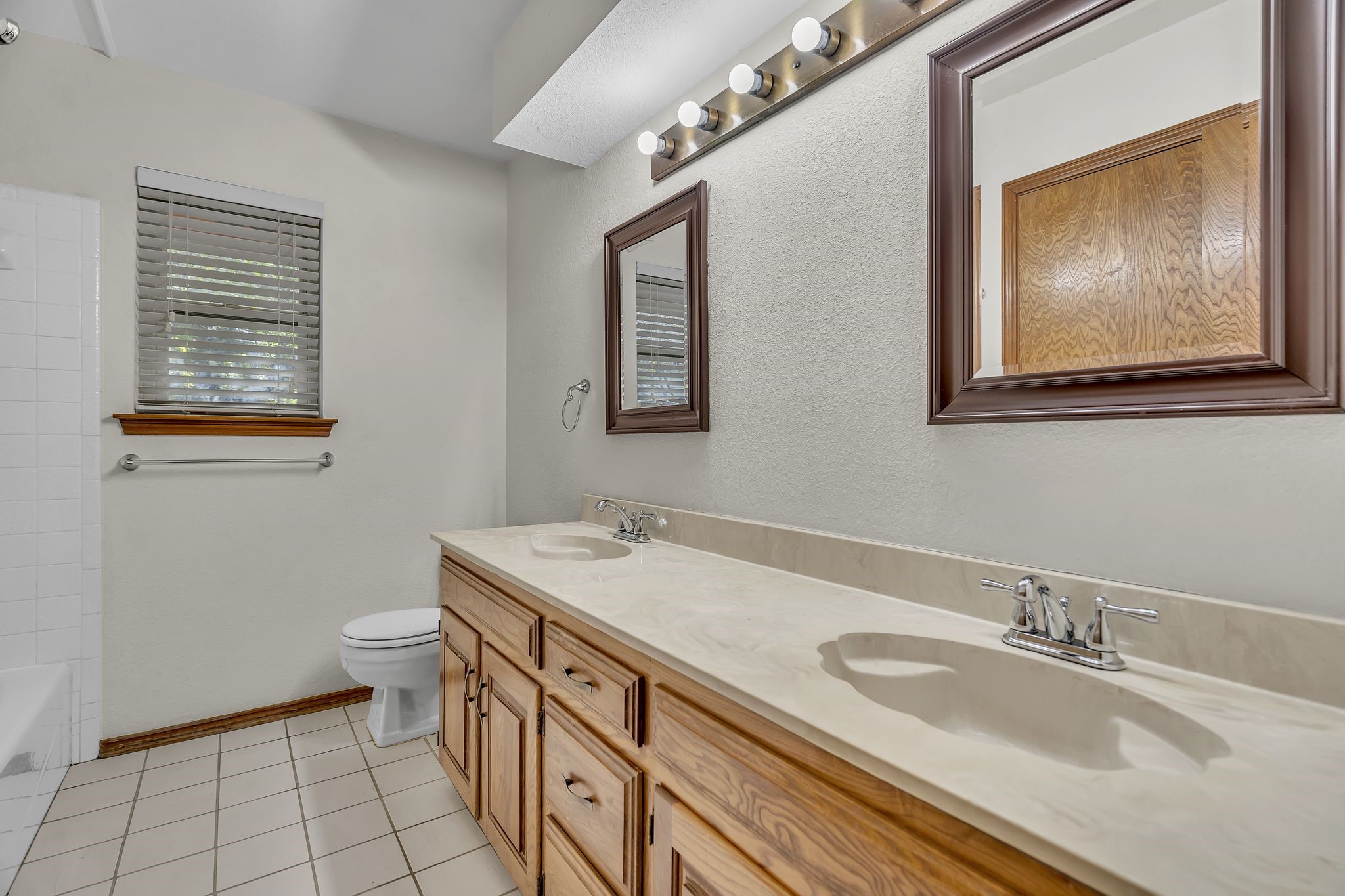 1009 Kings Canyon Court Grapevine TX 76051