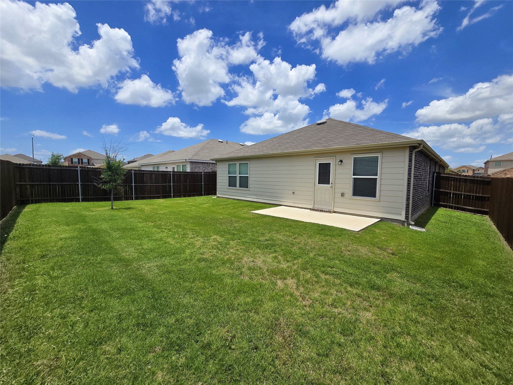 1049 Knightly Lane Haslet TX 76052