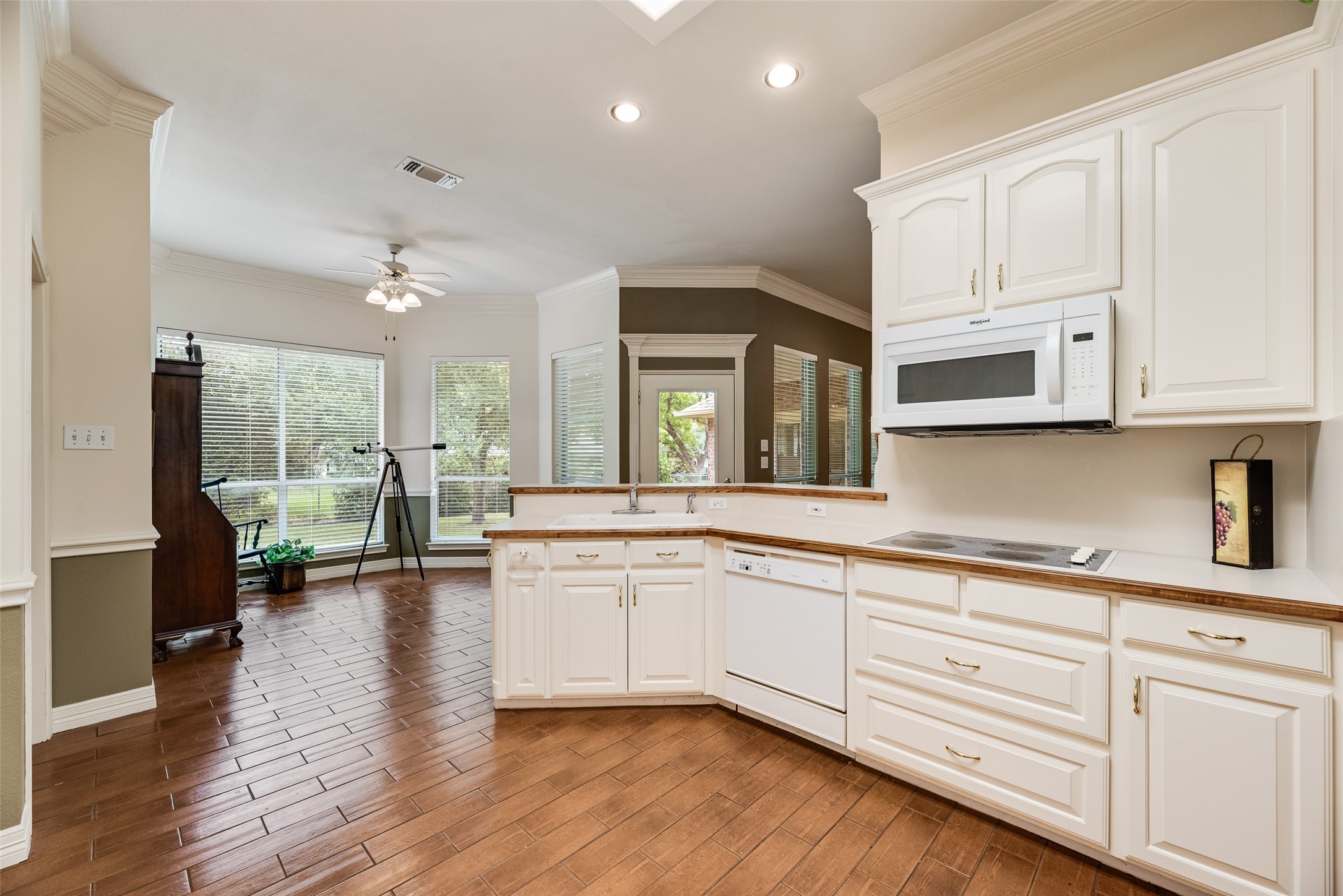 8911 Hickory Hill Drive Granbury TX 76049