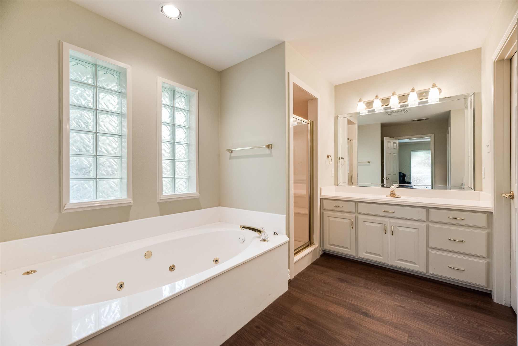 8911 Hickory Hill Drive Granbury TX 76049