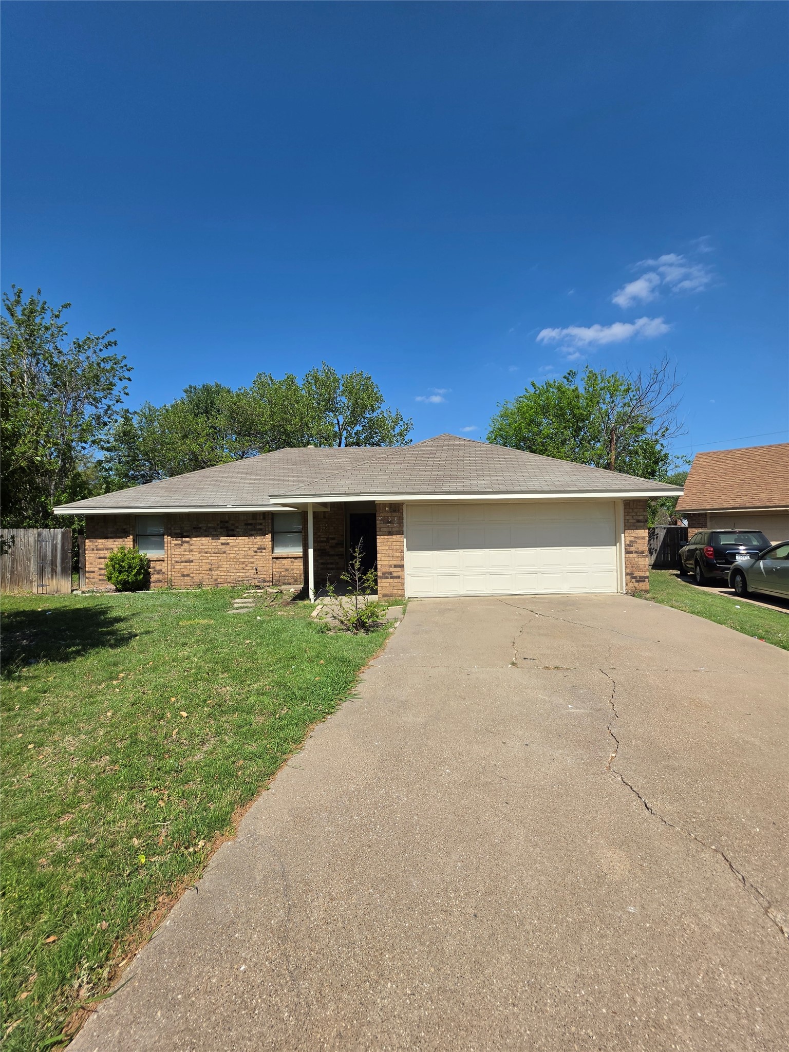 521 E Jay Court Desoto TX 75115
