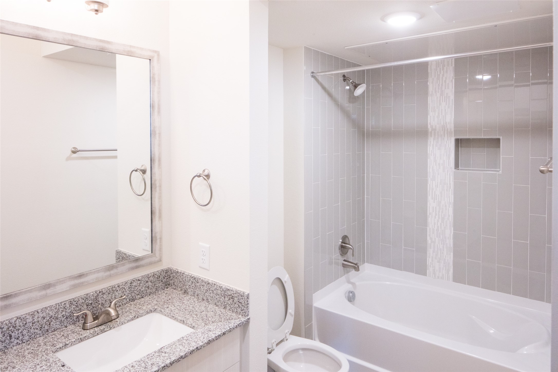 2103 Moser Avenue Dallas TX 75206