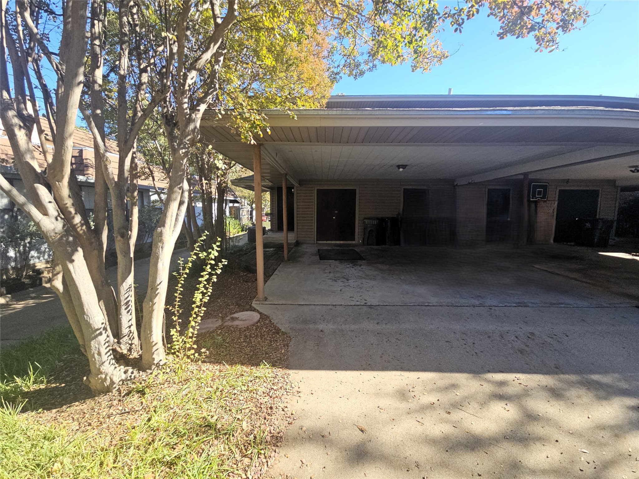 2109 Fleur De Lis Court Arlington TX 76012