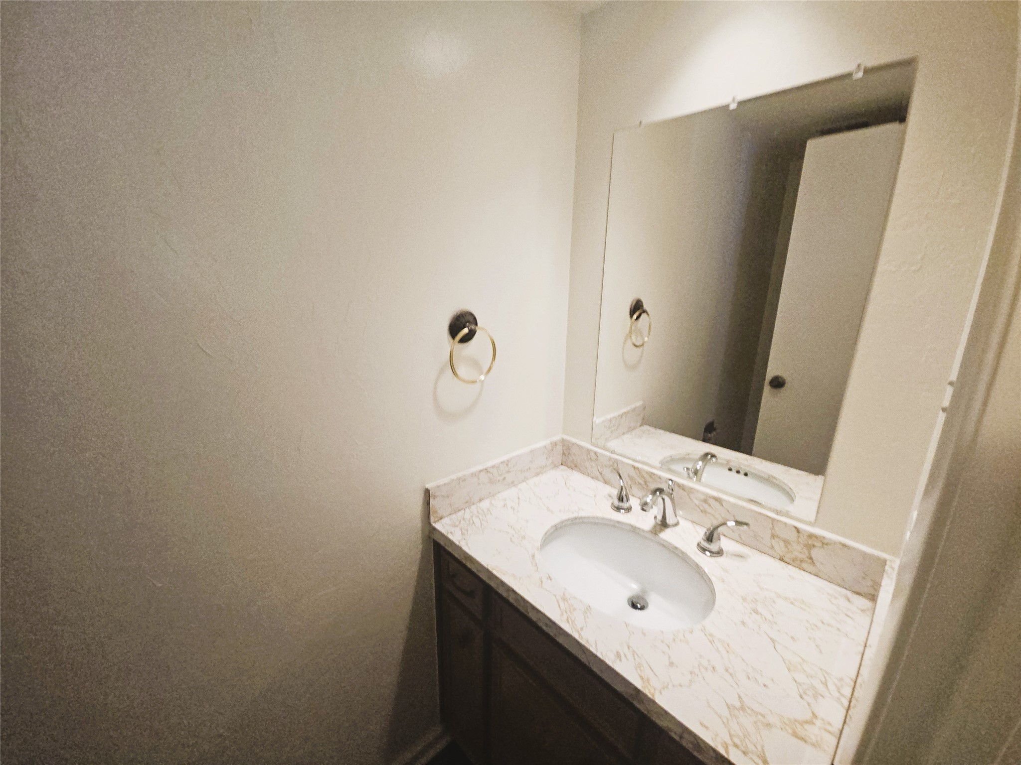 2109 Fleur De Lis Court Arlington TX 76012