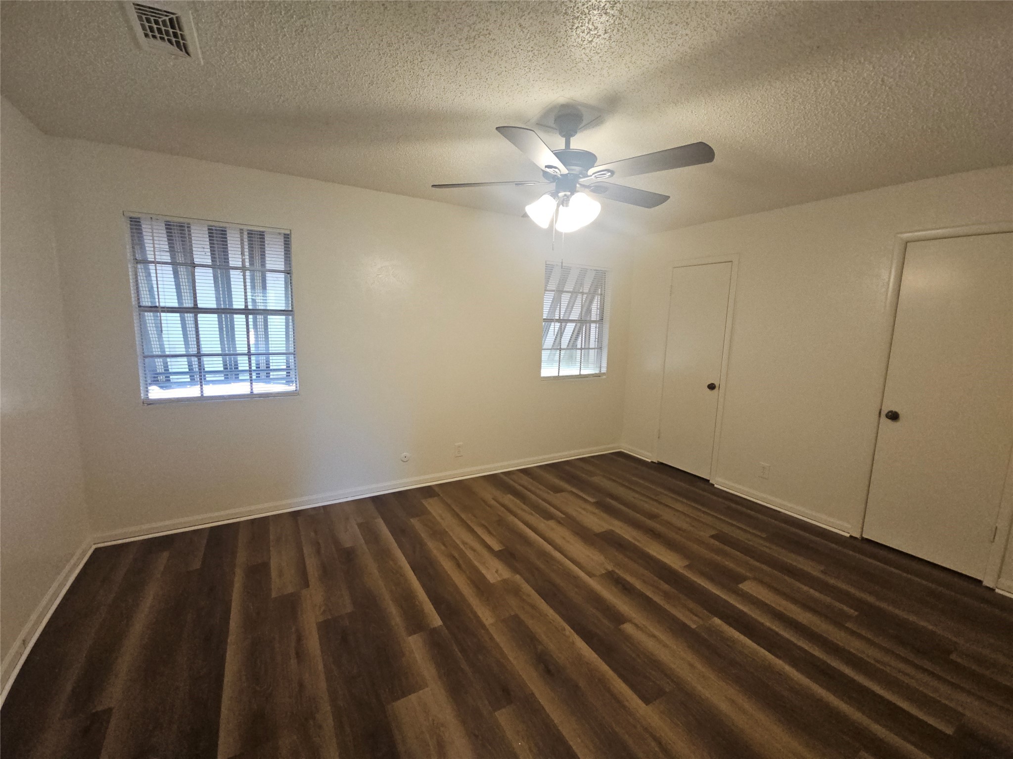 2109 Fleur De Lis Court Arlington TX 76012