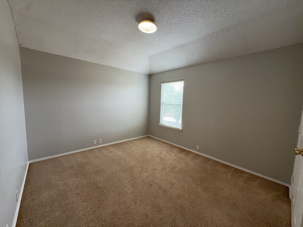 2805 Crater Lake Lane Denton TX 76210