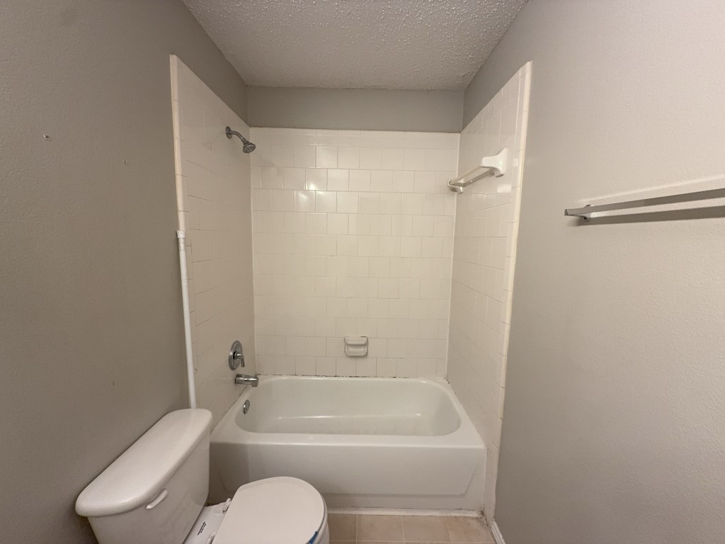 2805 Crater Lake Lane Denton TX 76210