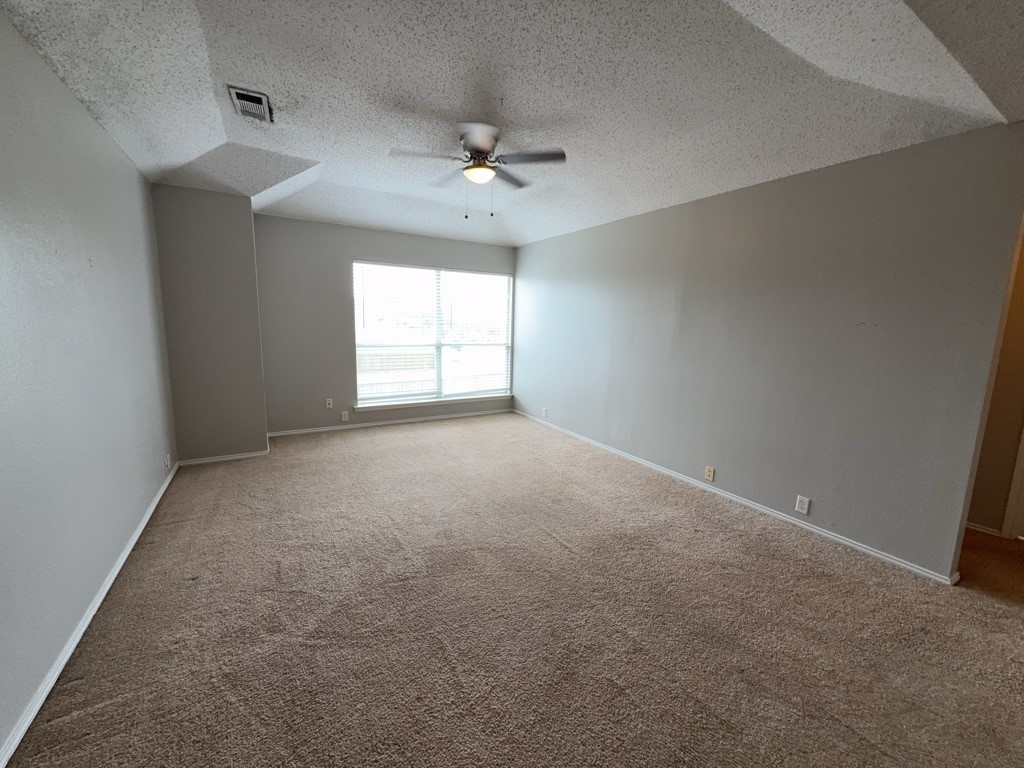 2805 Crater Lake Lane Denton TX 76210