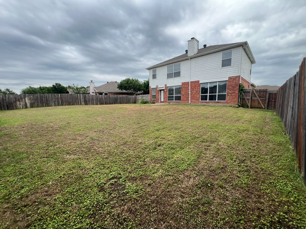 2805 Crater Lake Lane Denton TX 76210