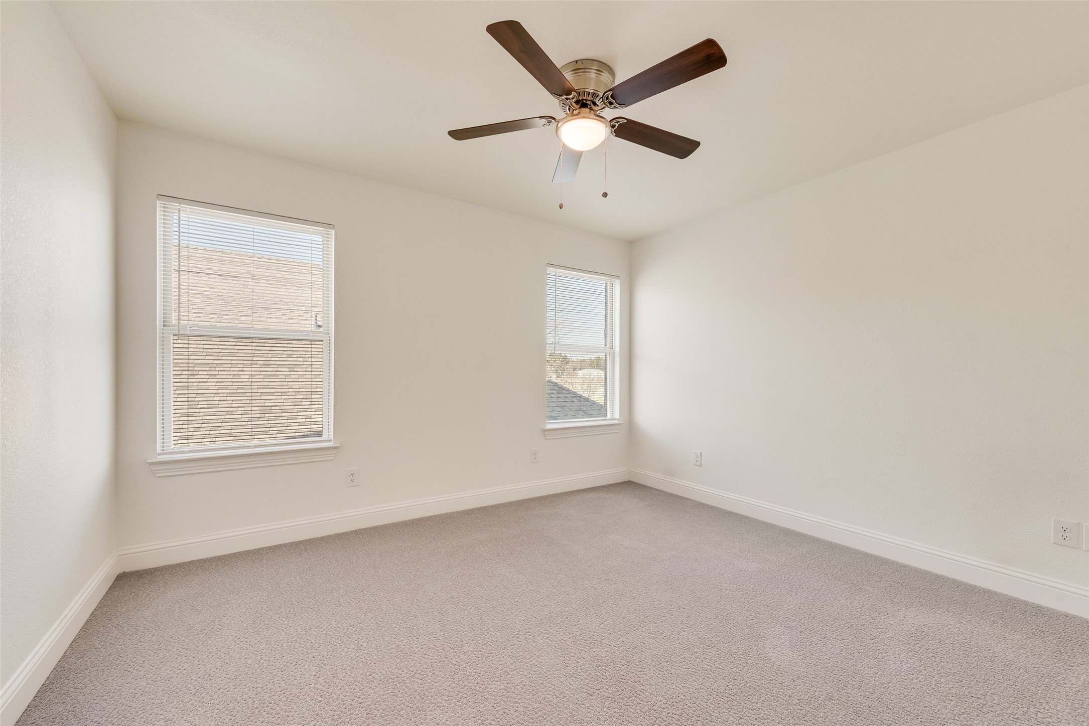 1708 Prestwick Lane Ennis TX 75119