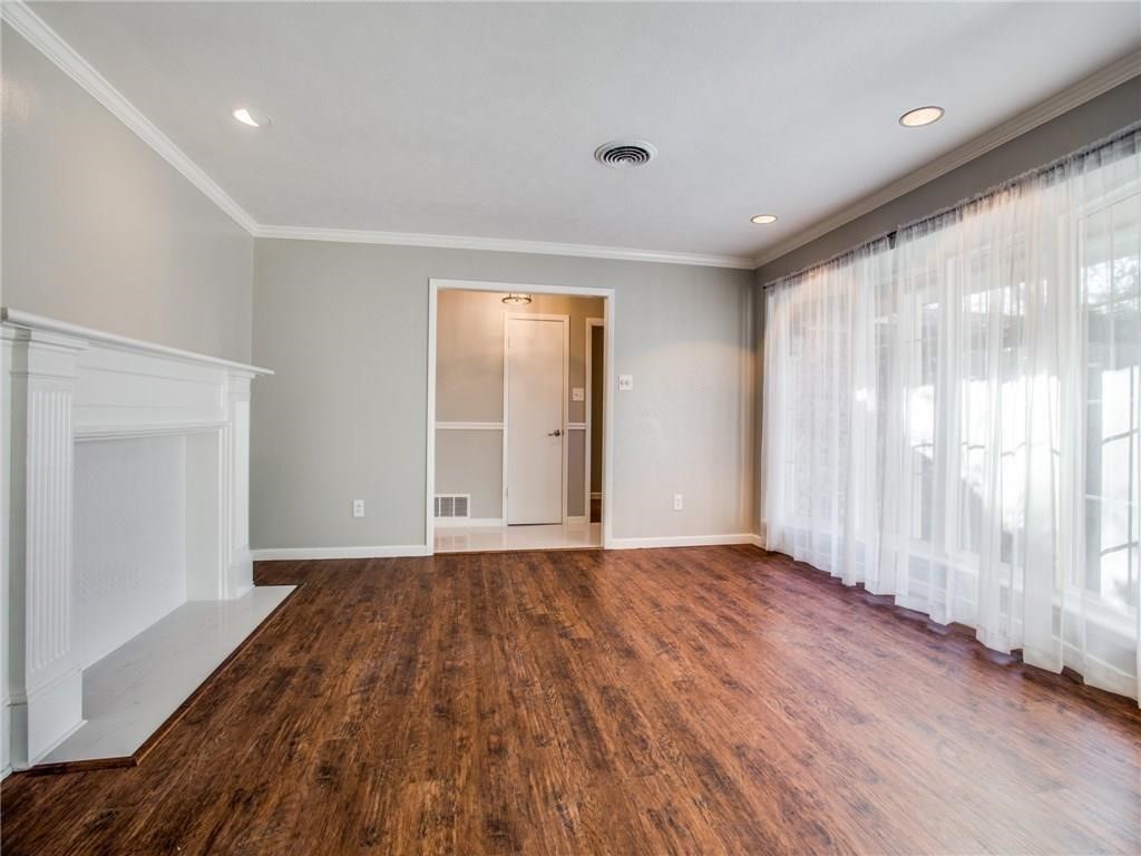 4104 Hartwood Drive Fort Worth TX 76109