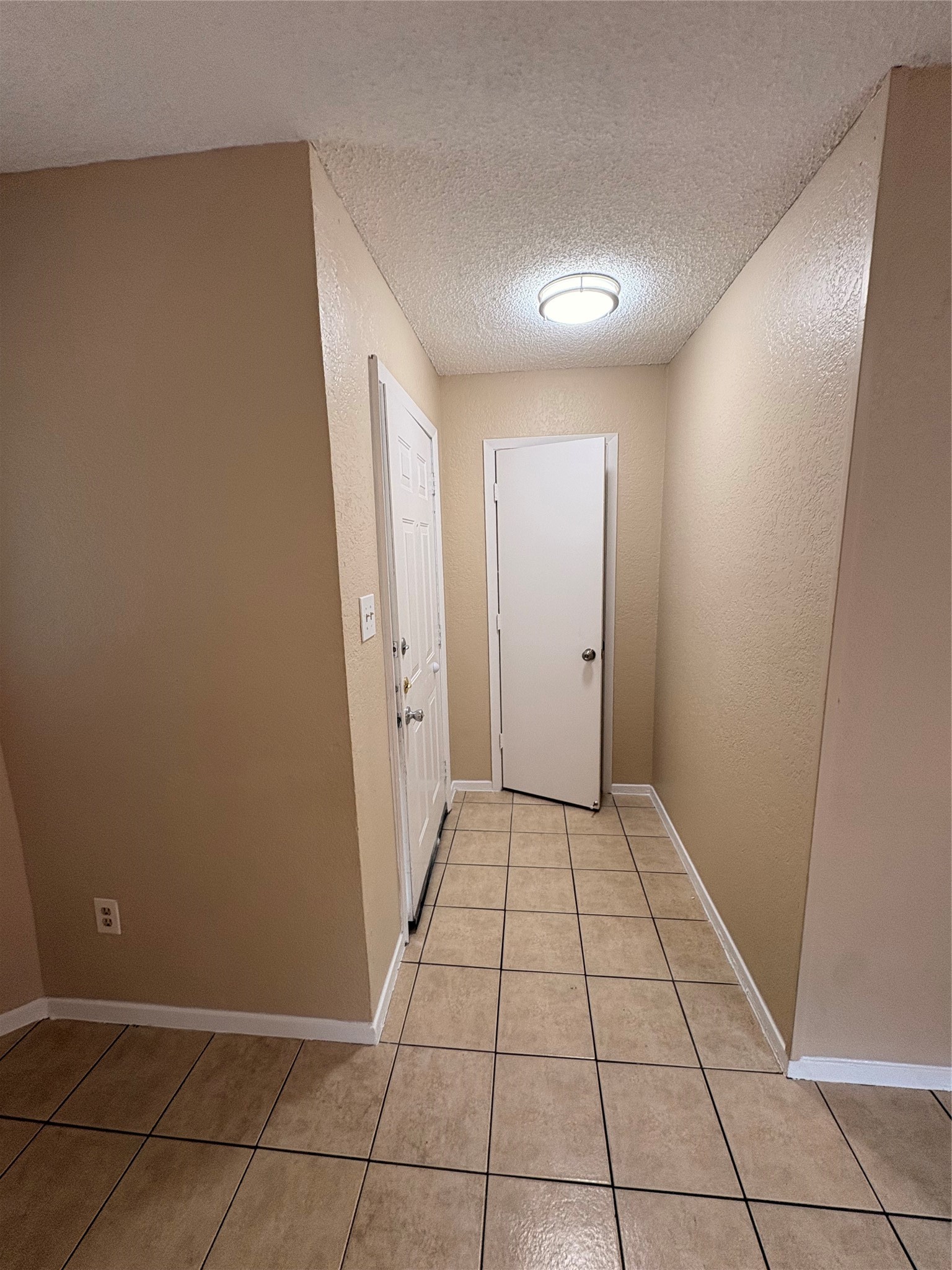 506 Claire Court Arlington TX 76012