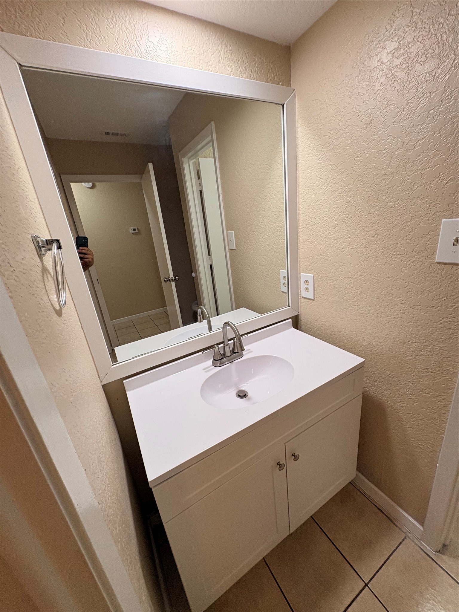 506 Claire Court Arlington TX 76012