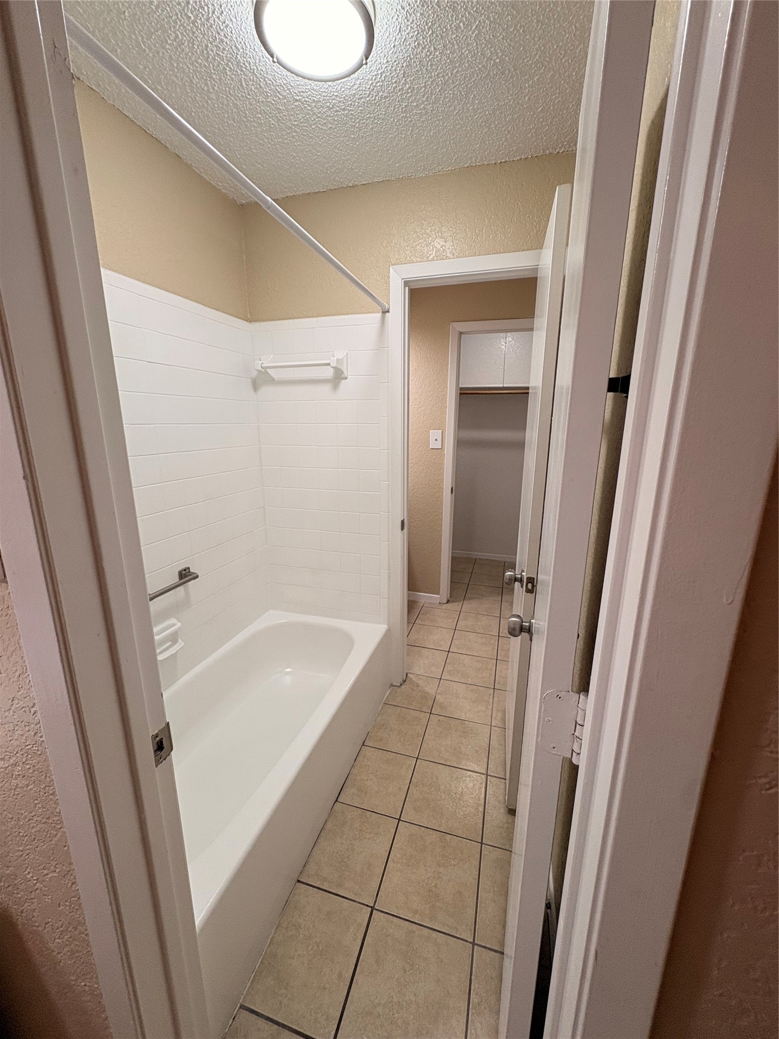 506 Claire Court Arlington TX 76012