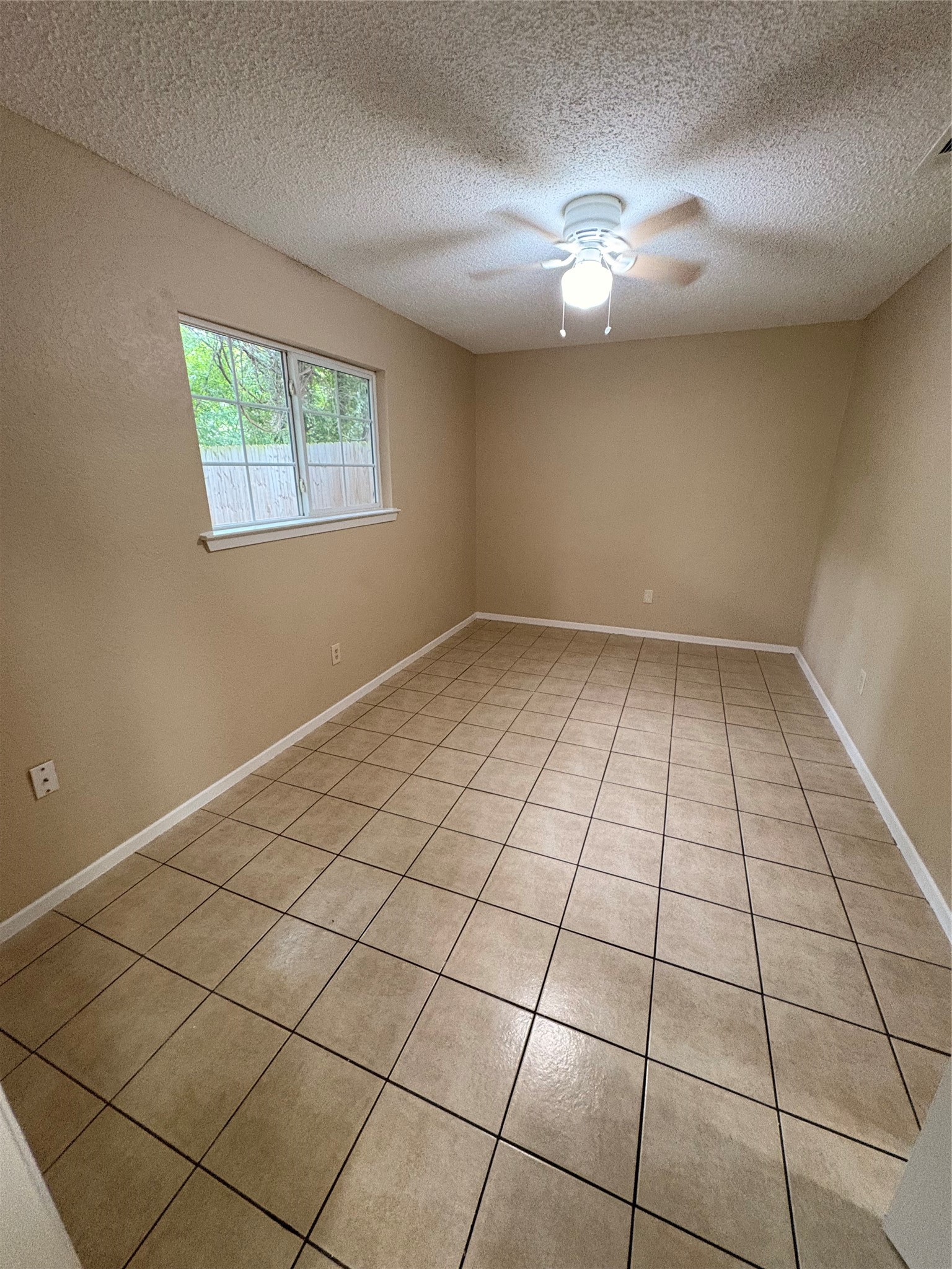 506 Claire Court Arlington TX 76012