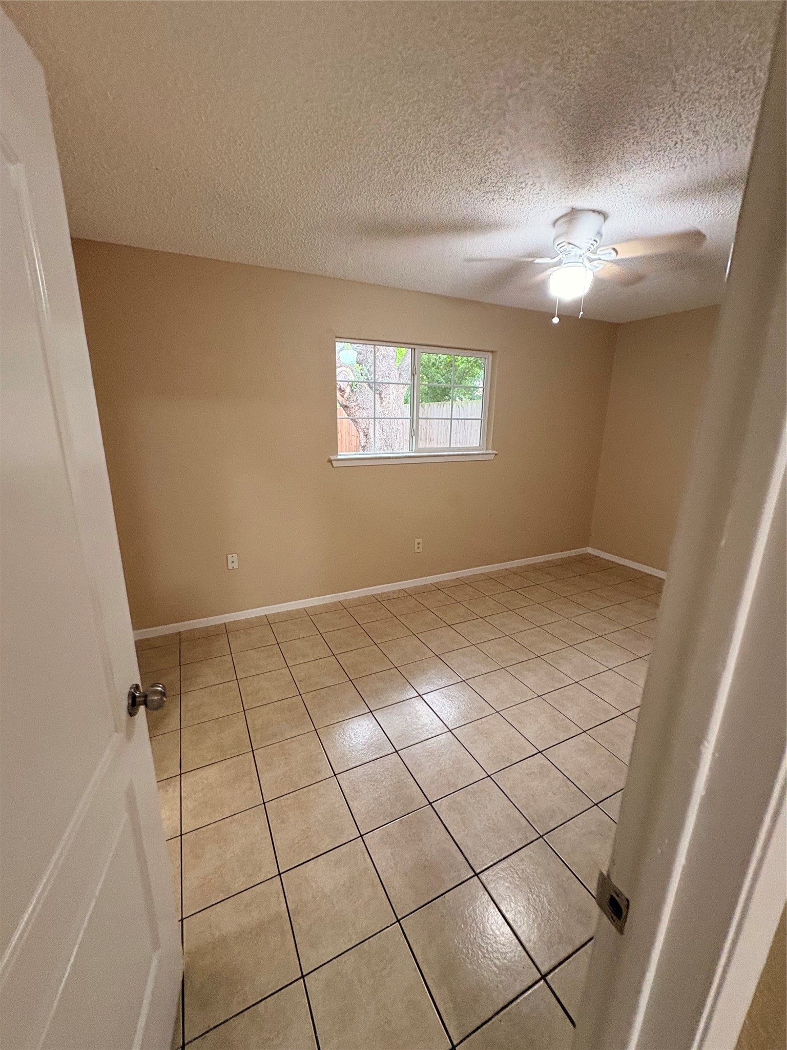 506 Claire Court Arlington TX 76012
