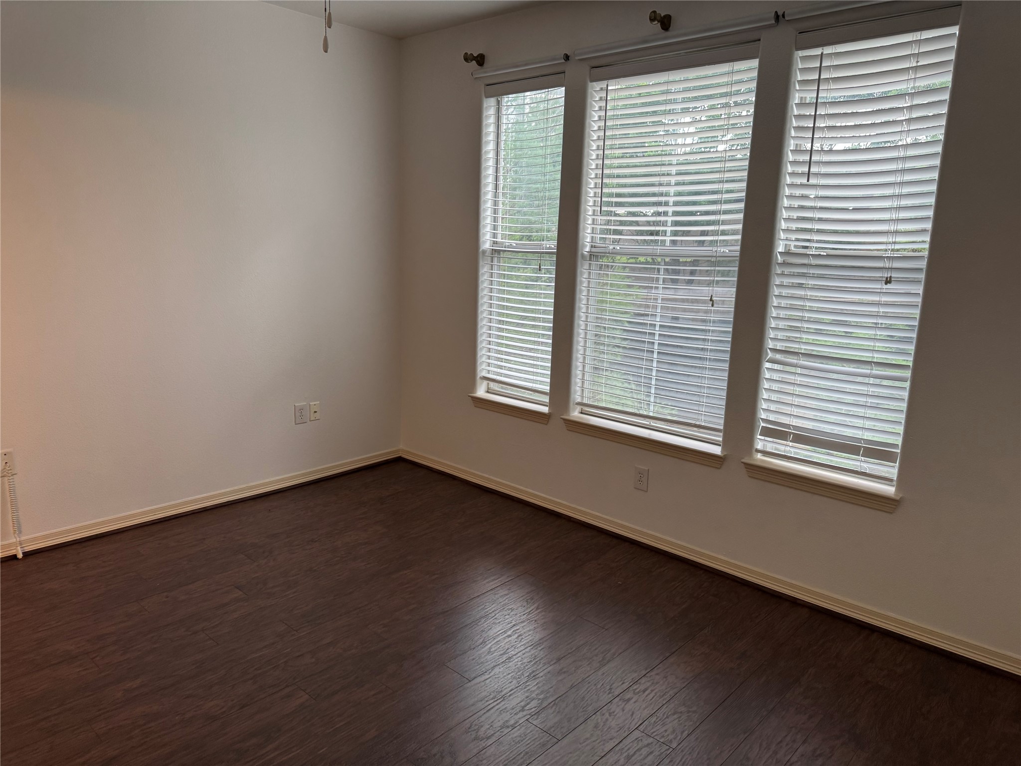 330 Las Colinas Boulevard E Irving TX 75039
