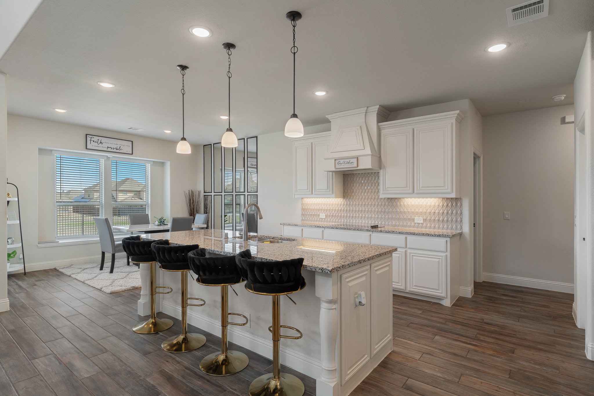 3825 Honey Grove Drive Midlothian TX 76065