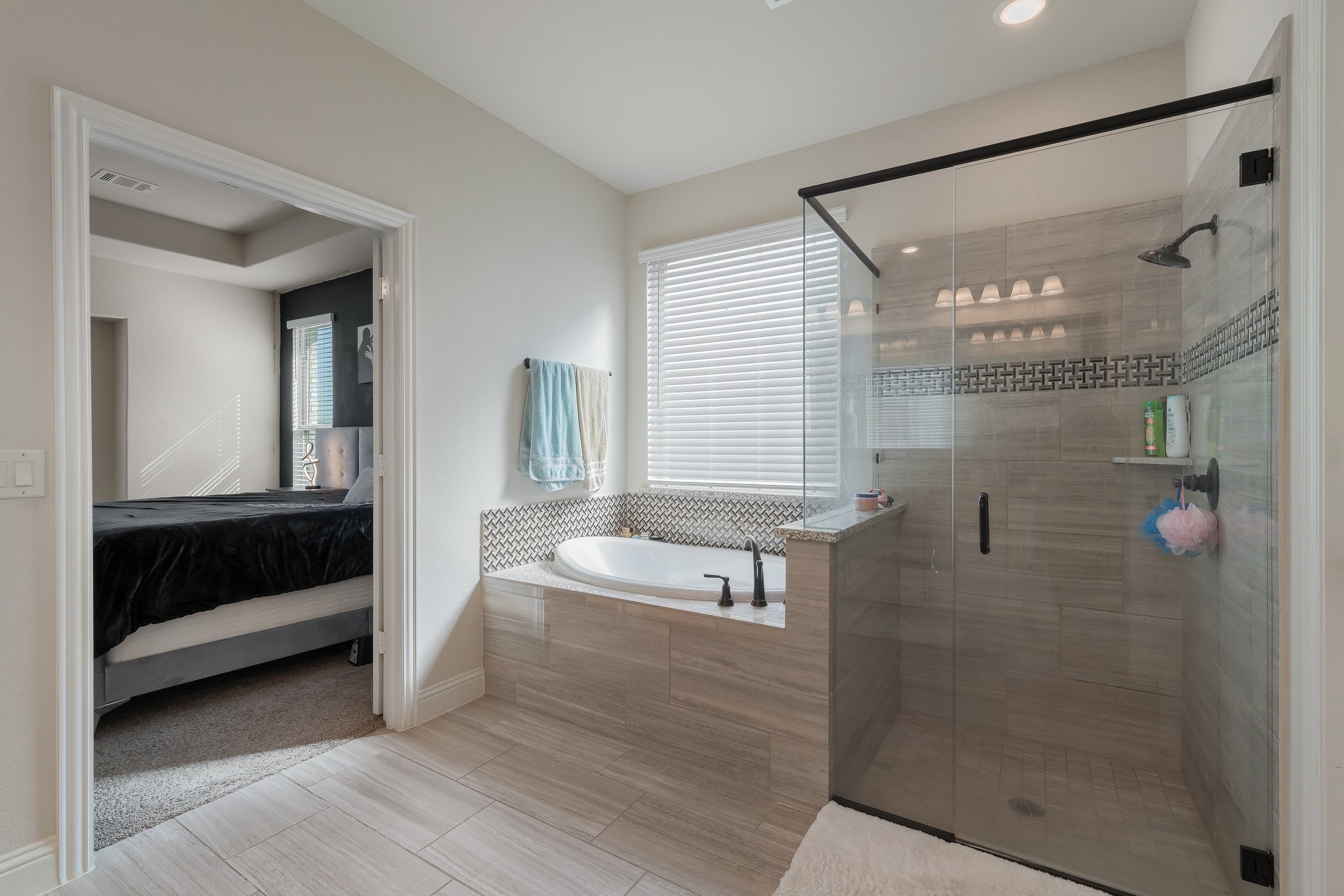 3825 Honey Grove Drive Midlothian TX 76065