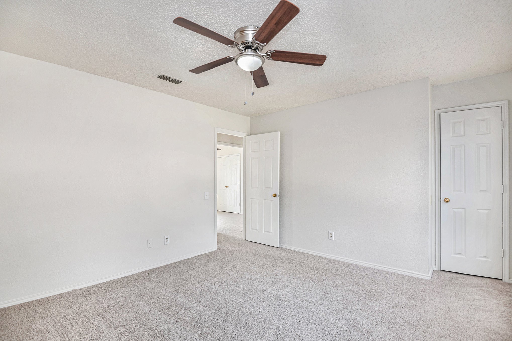 8201 Cloverglen Lane Fort Worth TX 76123