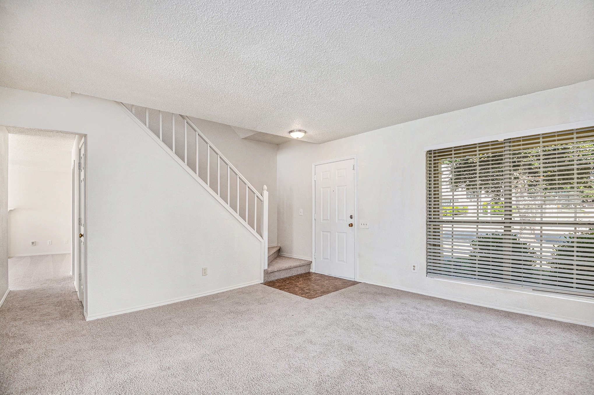 8201 Cloverglen Lane Fort Worth TX 76123