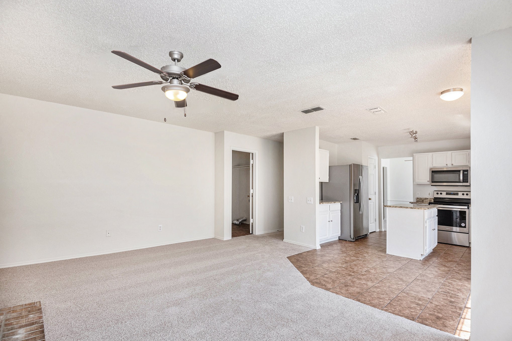 8201 Cloverglen Lane Fort Worth TX 76123