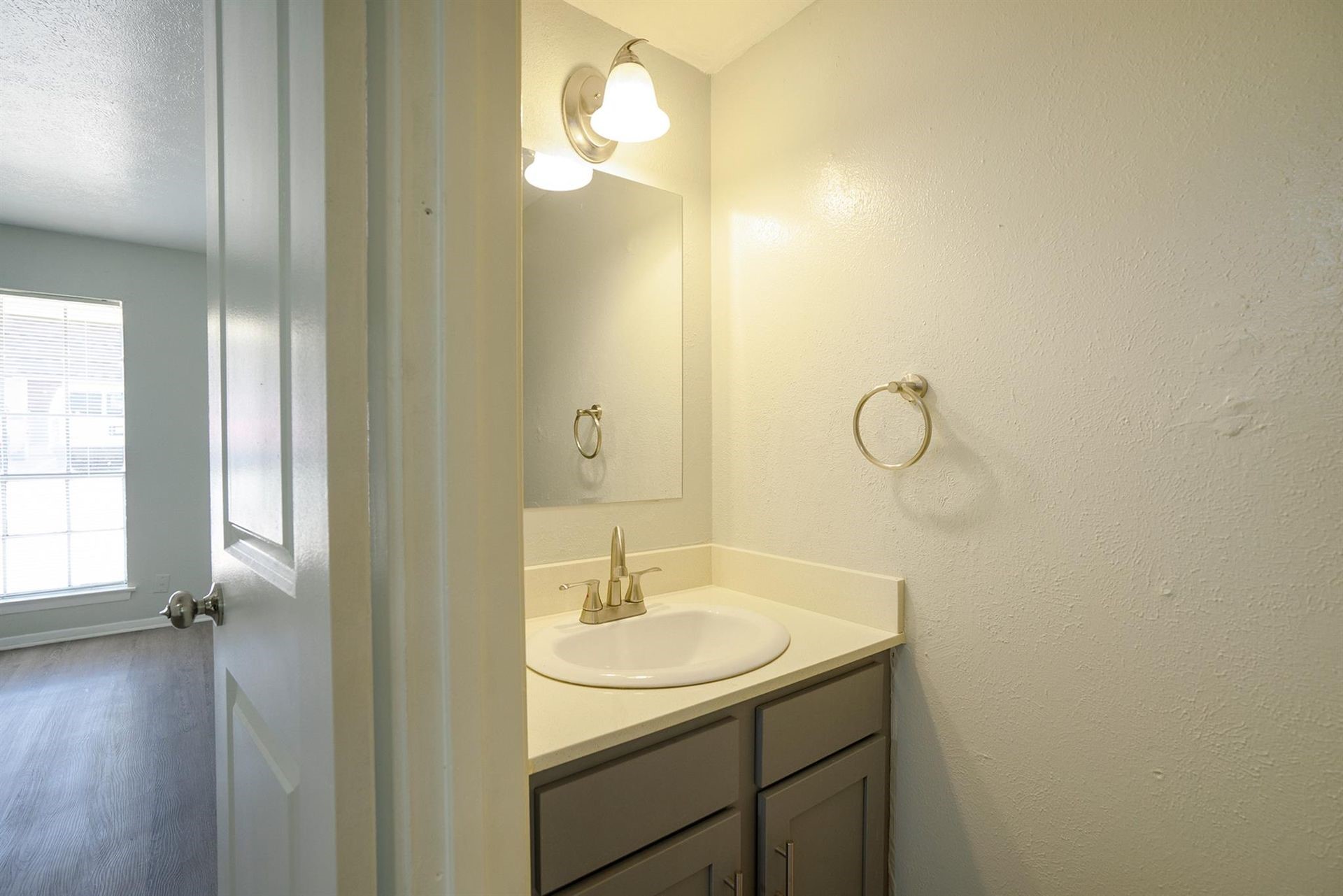 307 Rose Street Arlington TX 76010