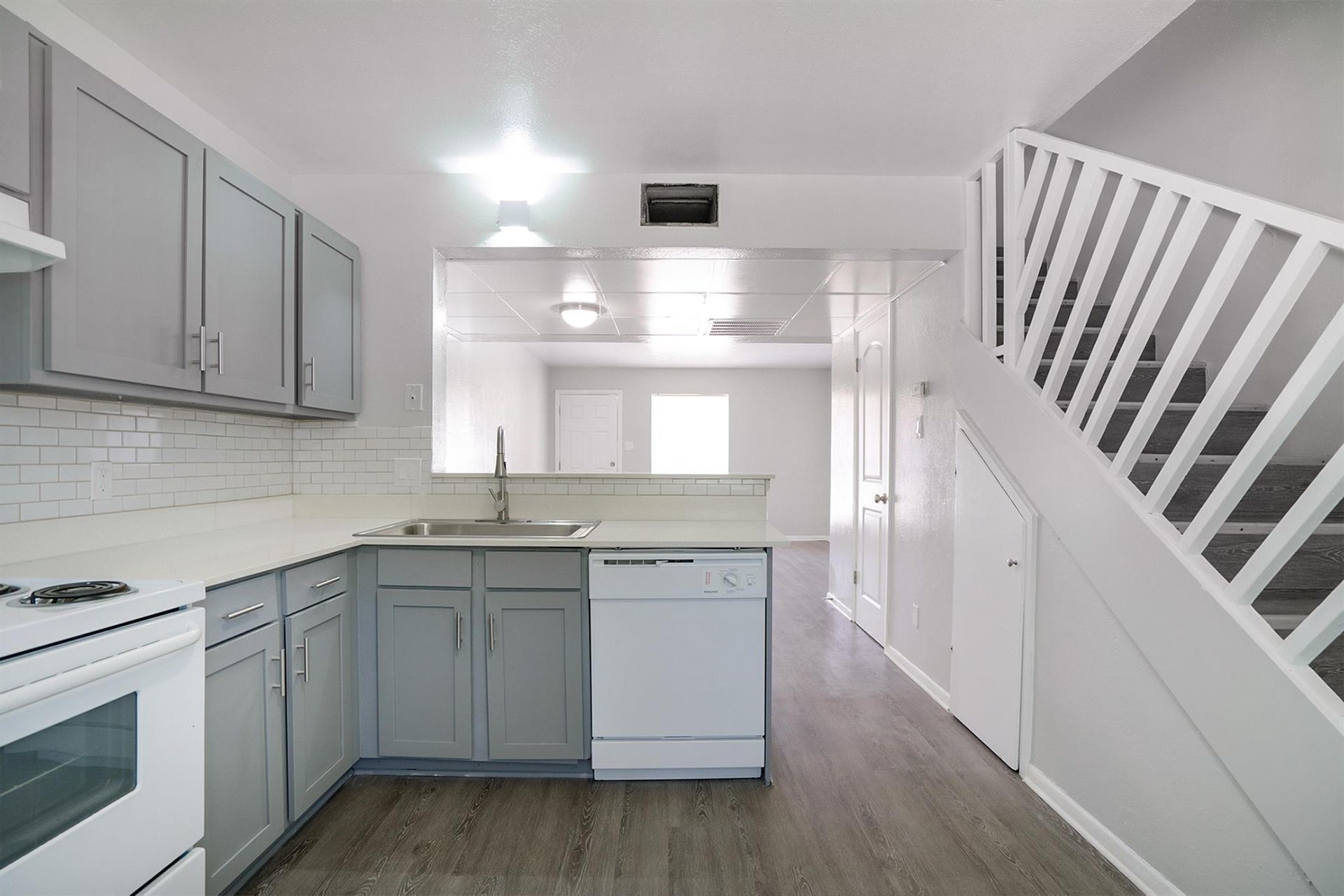 307 Rose Street Arlington TX 76010