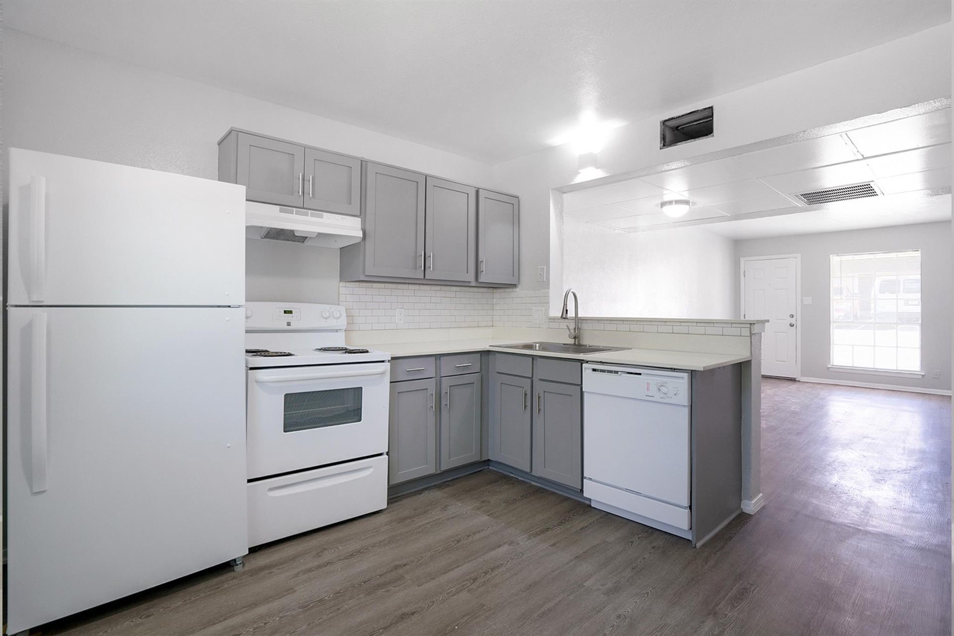 307 Rose Street Arlington TX 76010