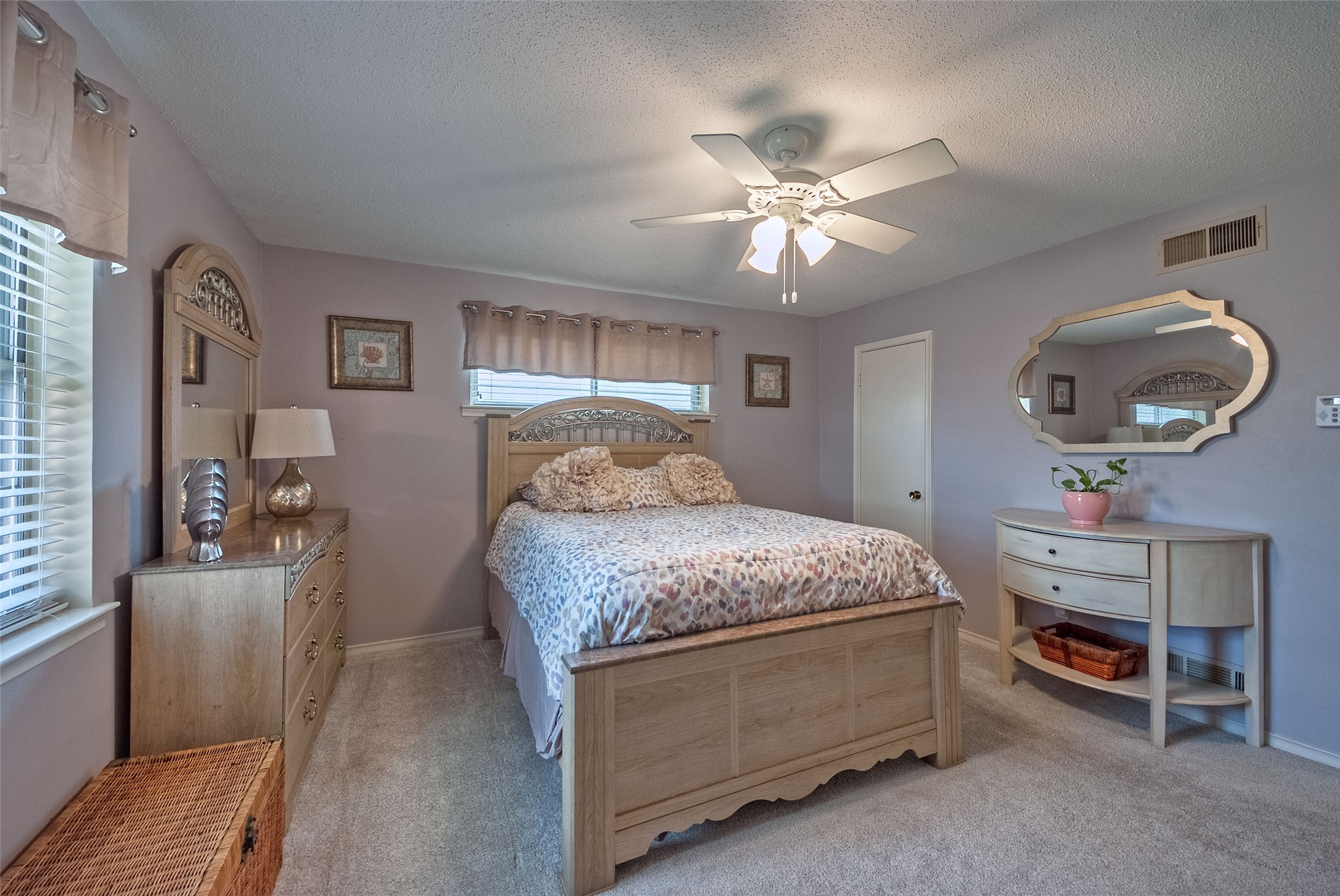 5739 Banting Way Dallas TX 75227
