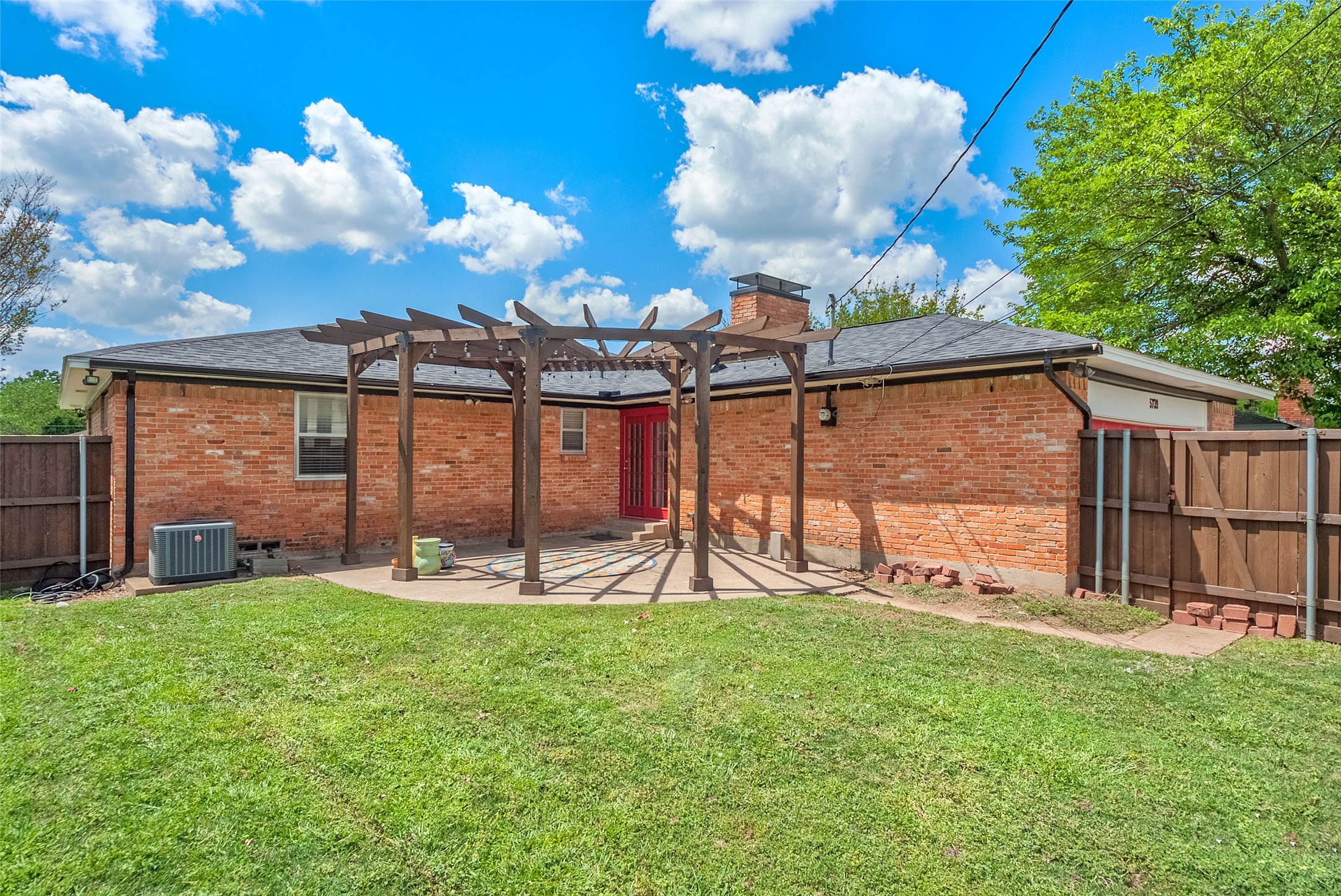 5739 Banting Way Dallas TX 75227
