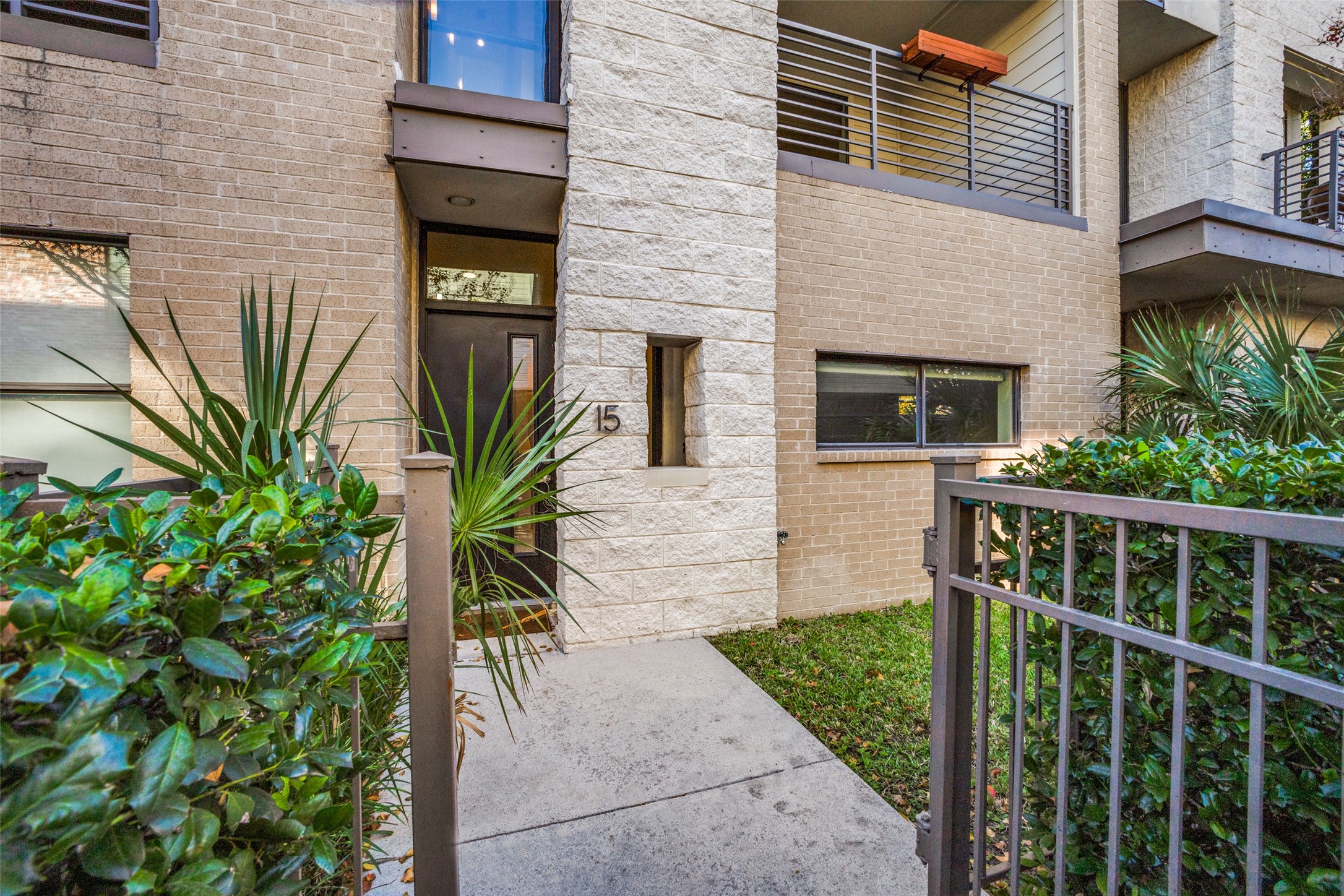 4140 Newton Avenue Dallas TX 75219