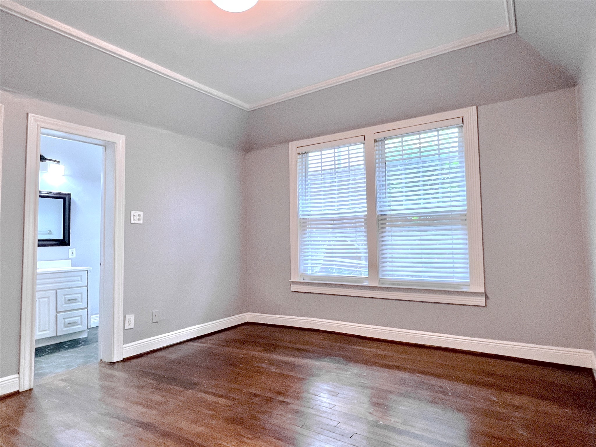 5325 Reiger Avenue Dallas TX 75214