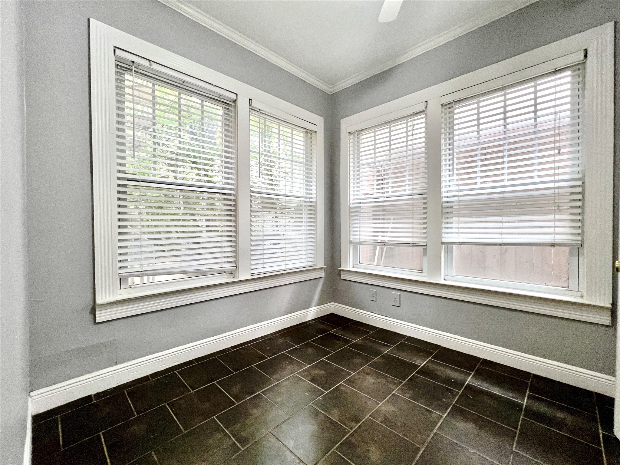 5325 Reiger Avenue Dallas TX 75214