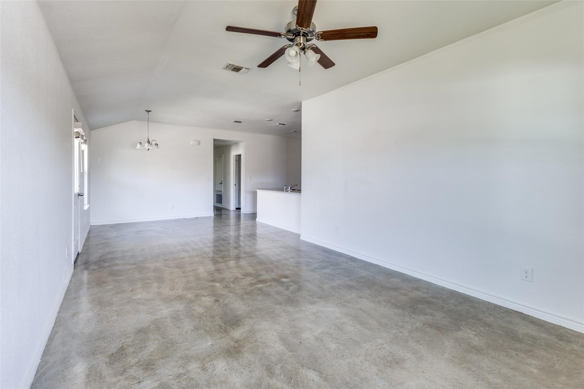 6011 Amelia Earhart Boulevard Killeen TX 76543
