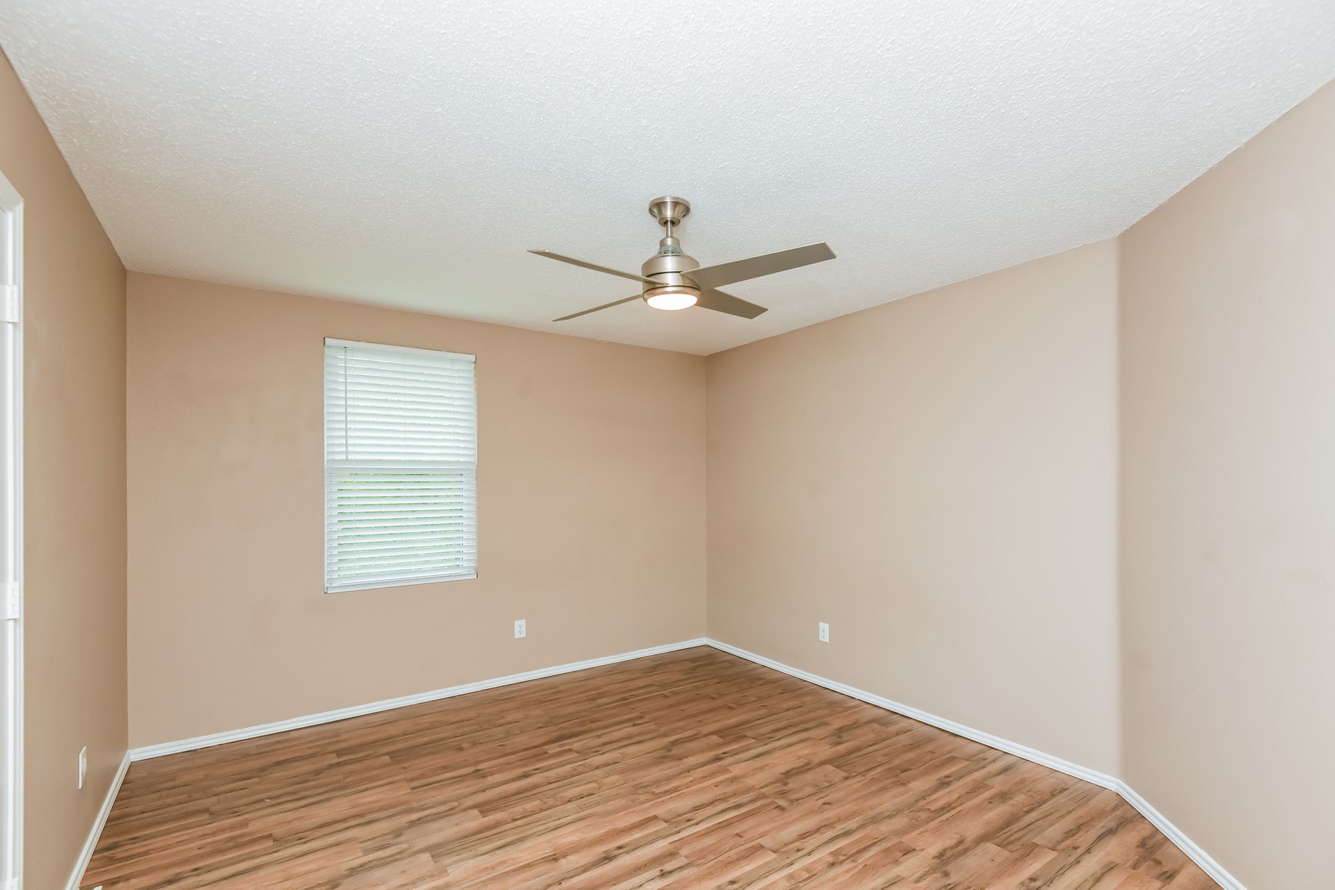 1301 Anna Lea Lane Burleson TX 76028