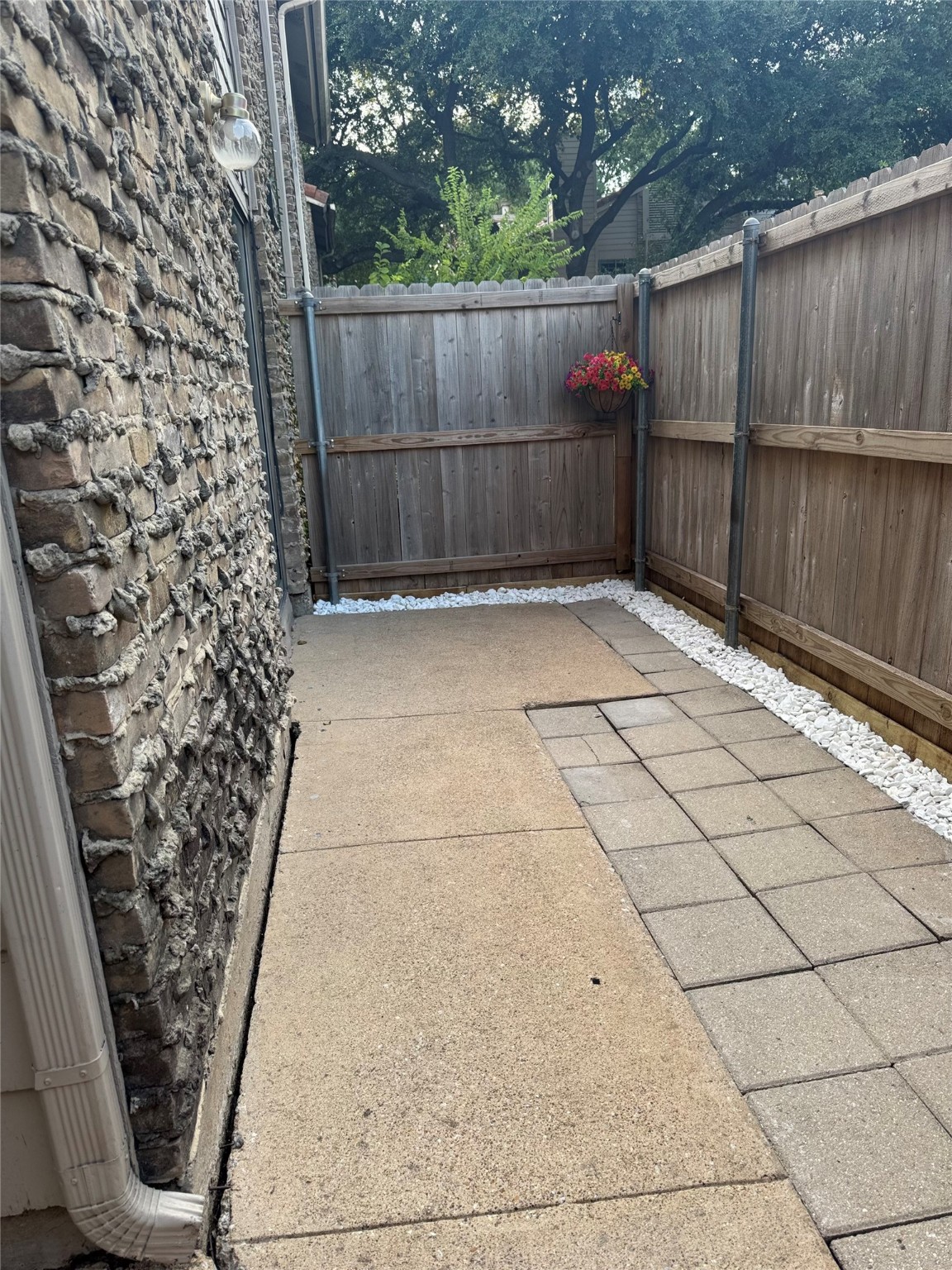 883 Dublin Drive Richardson TX 75080