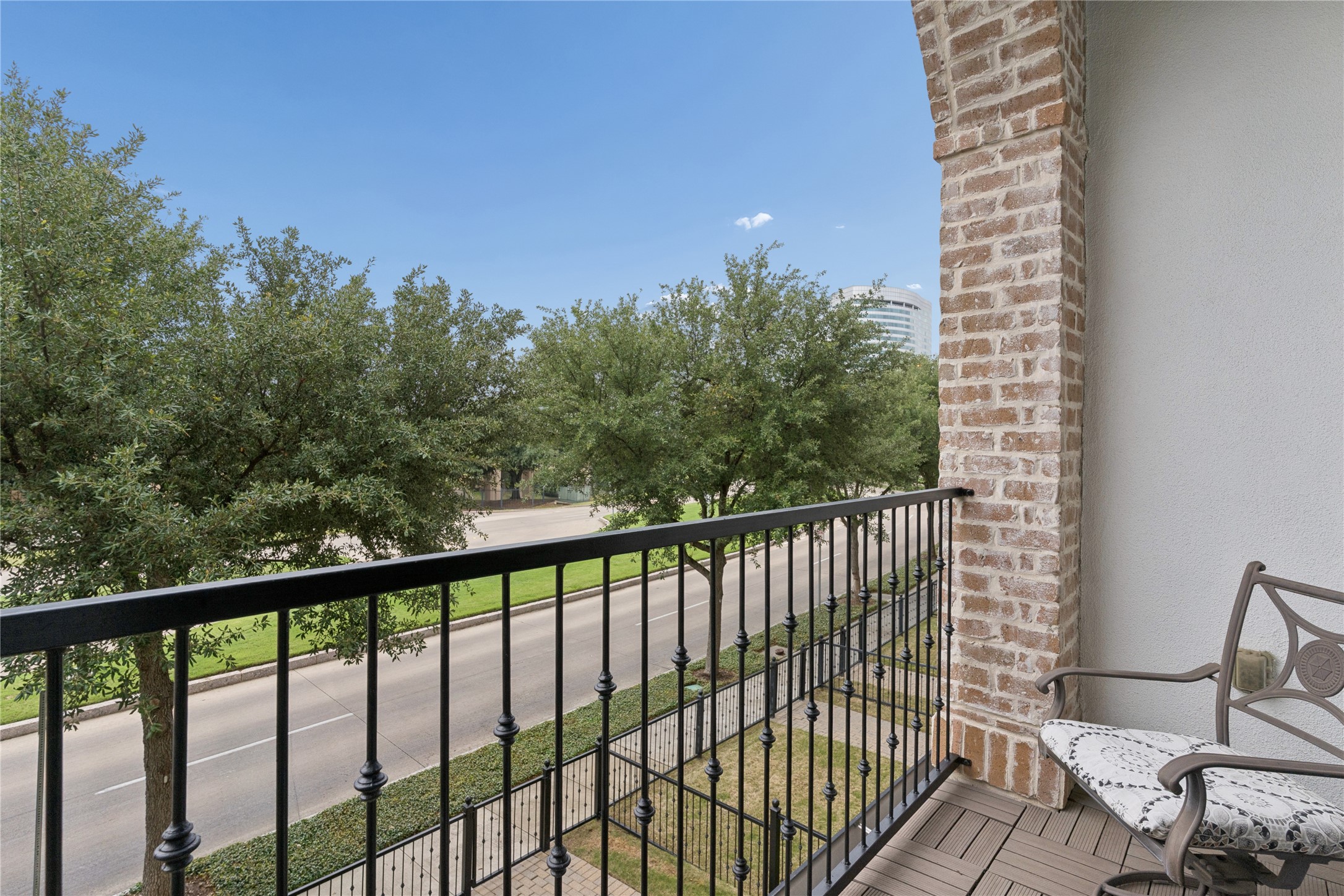 768 Sid Rich Drive Irving TX 75039