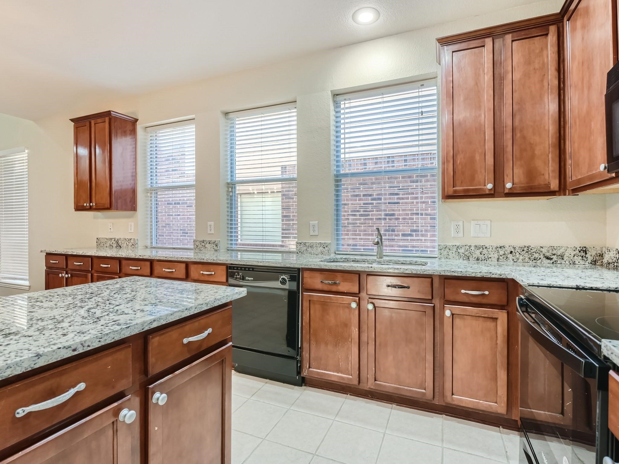 5301 Lily Drive Fort Worth TX 76244