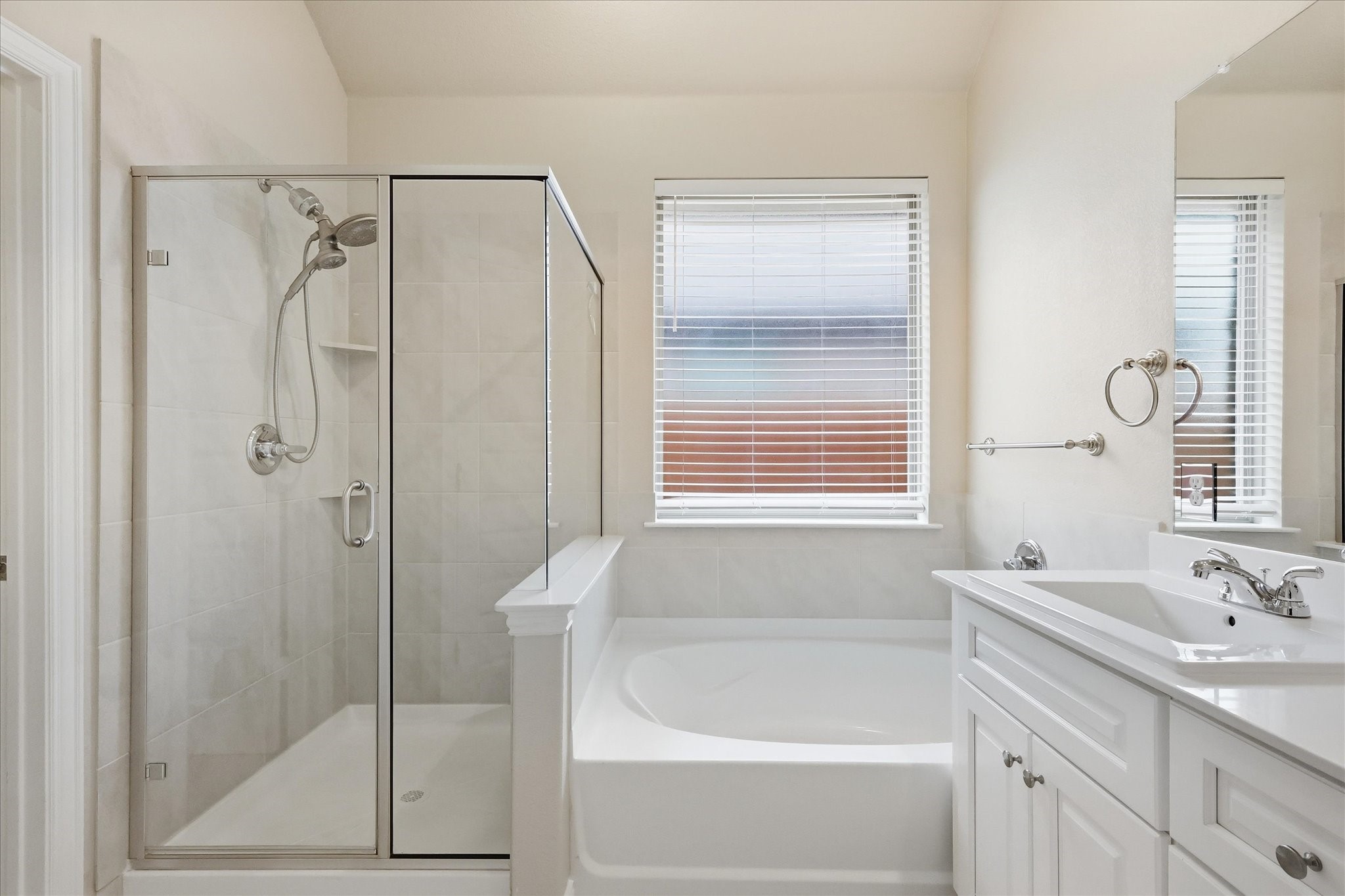 3916 Ford Drive Heartland TX 75126