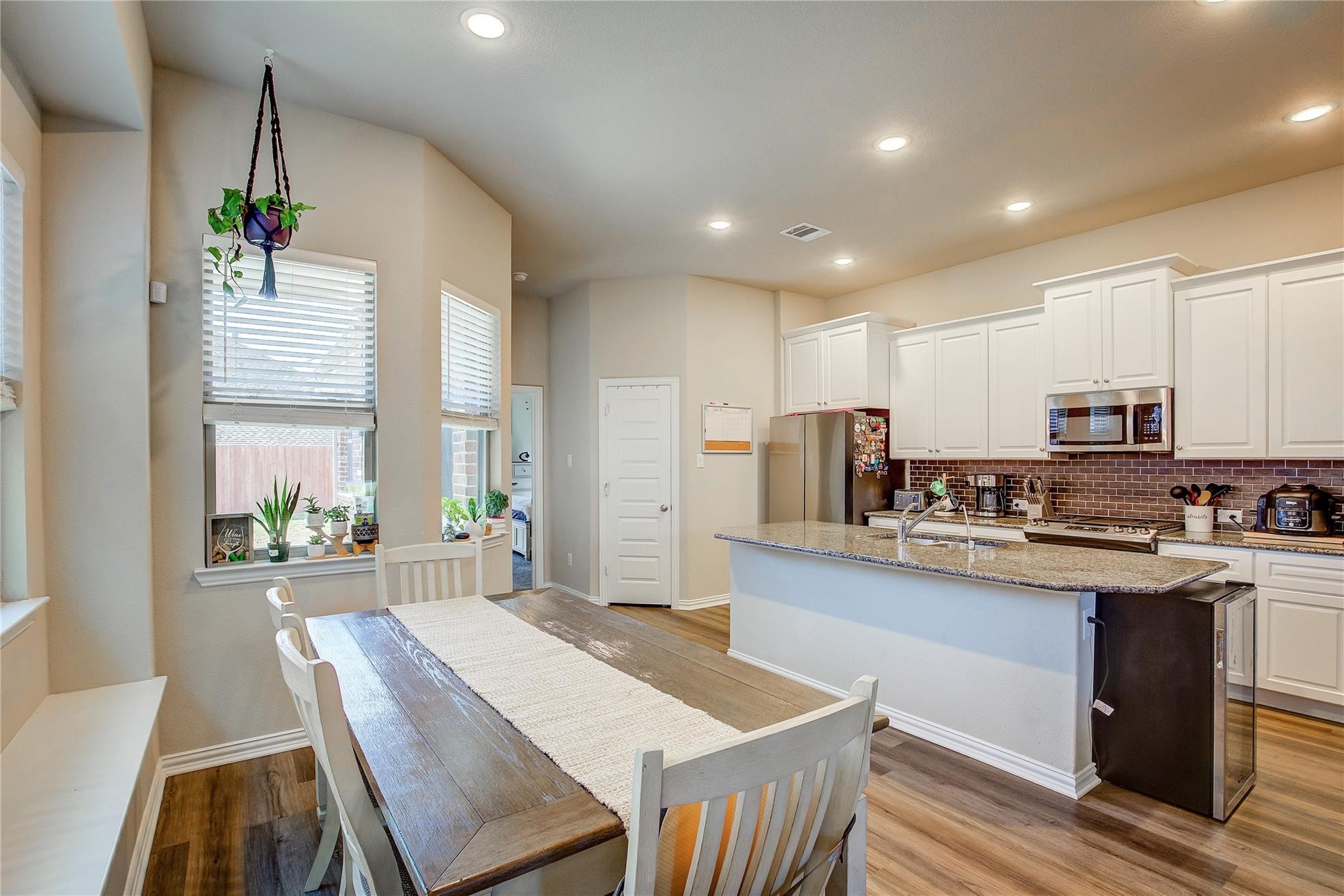 3916 Ford Drive Heartland TX 75126