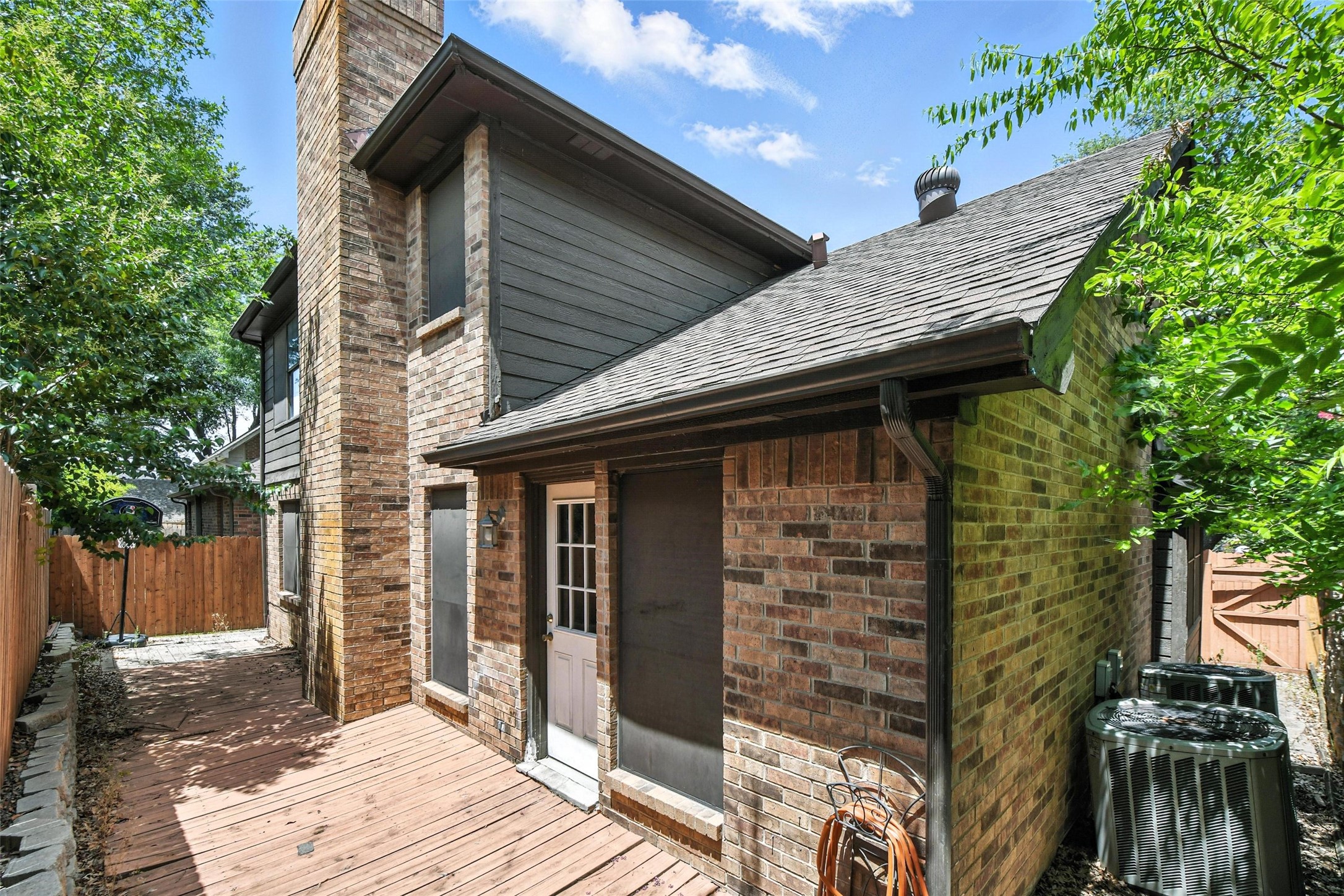 300 Saint Emelion Court Irving TX 75038