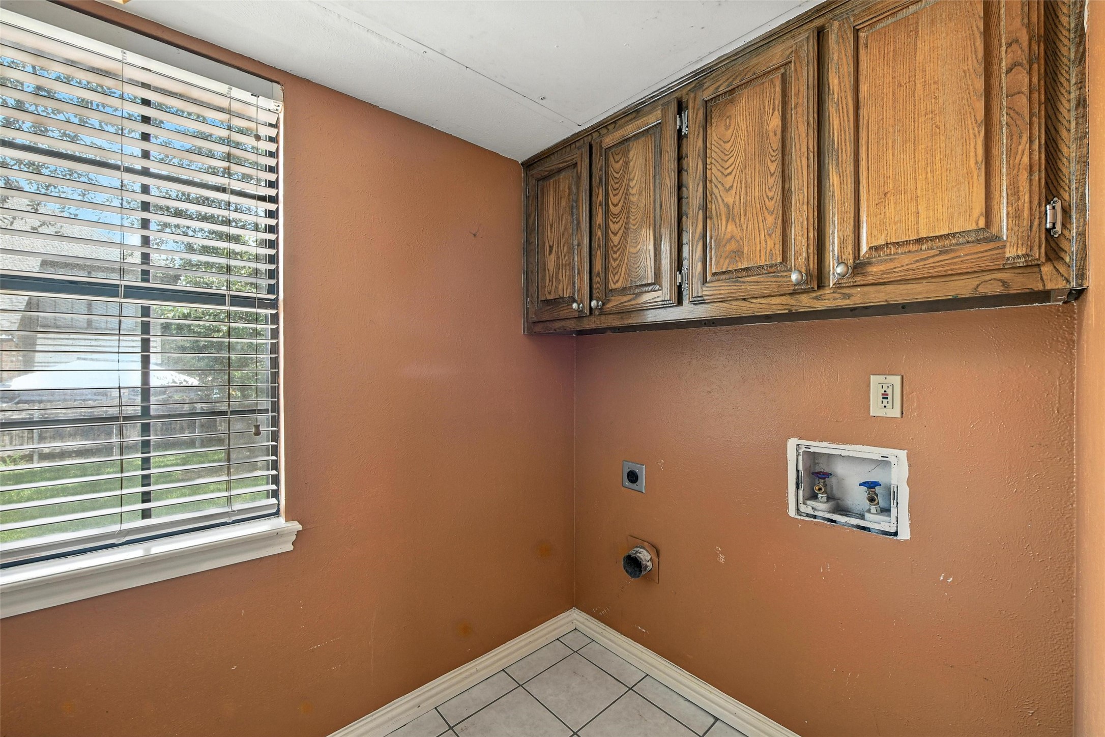 300 Saint Emelion Court Irving TX 75038