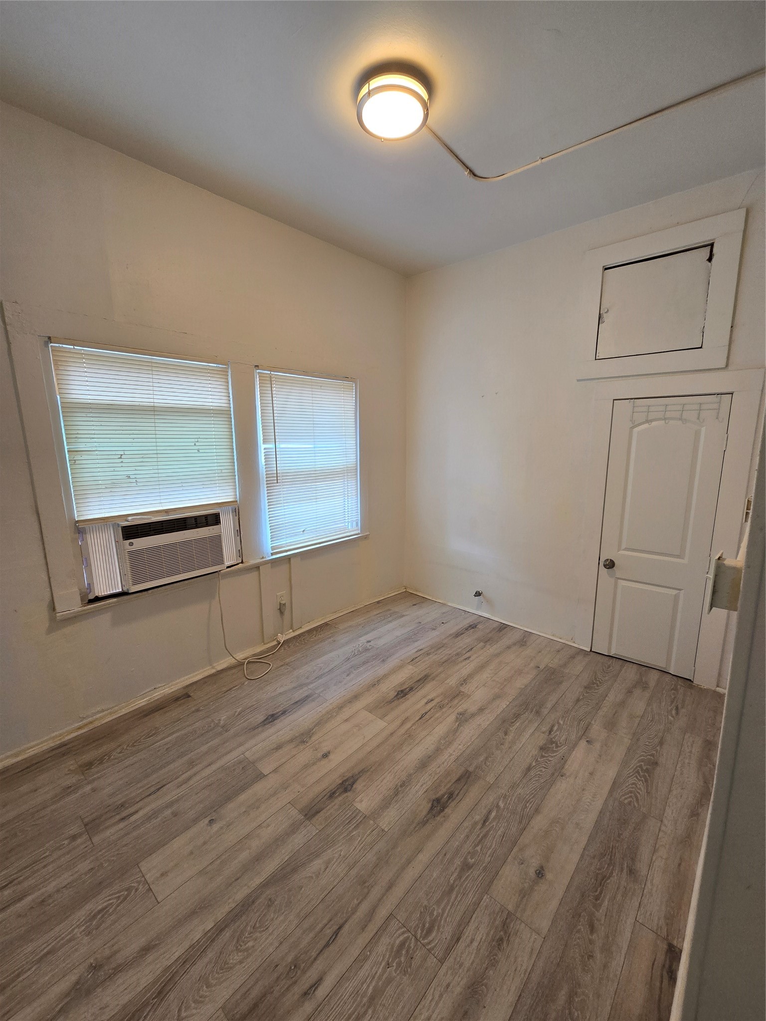1615 Alston Avenue Fort Worth TX 76104