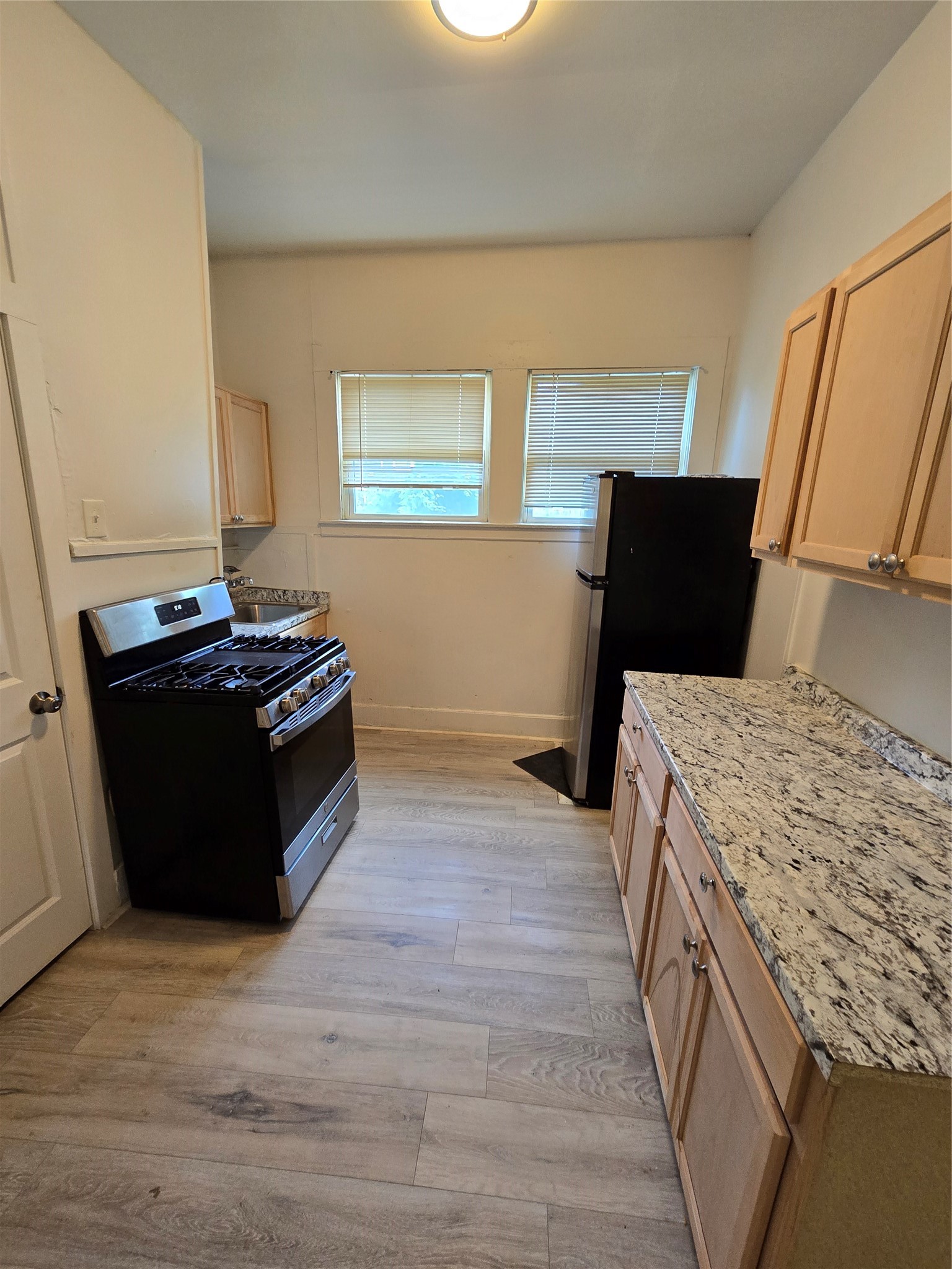 1615 Alston Avenue Fort Worth TX 76104