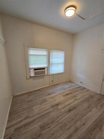 1615 Alston Avenue Fort Worth TX 76104