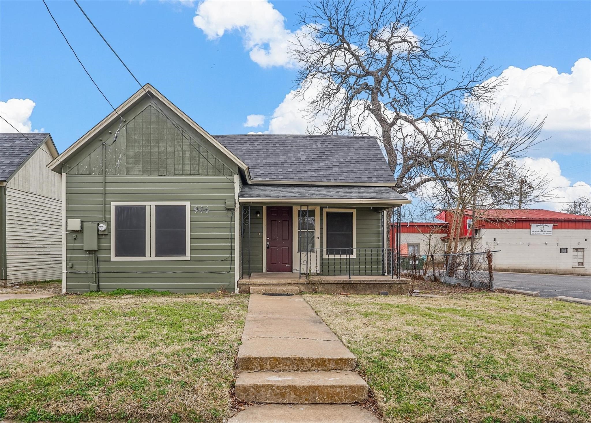 908 E Houston Street Sherman TX 75092