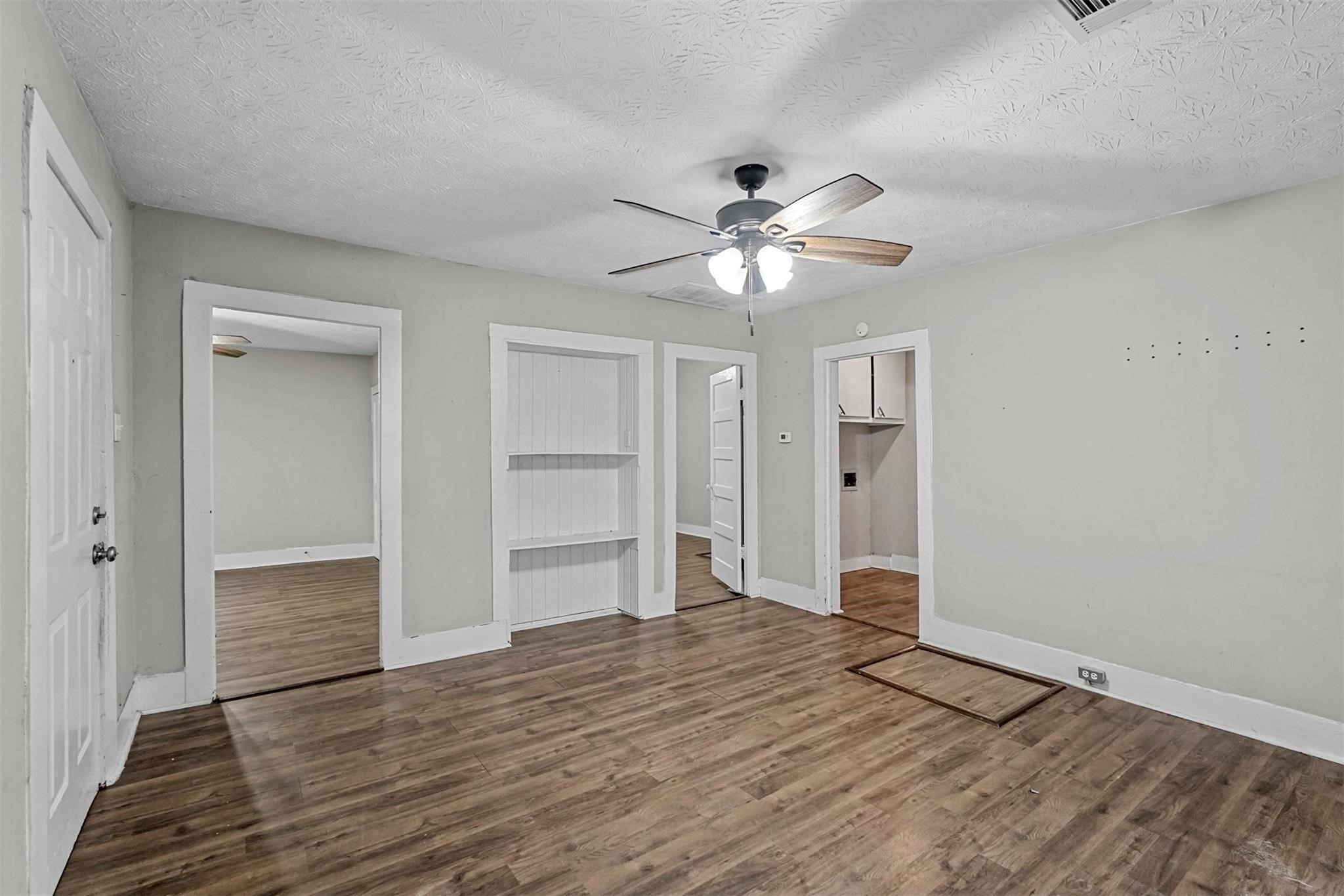 908 E Houston Street Sherman TX 75092