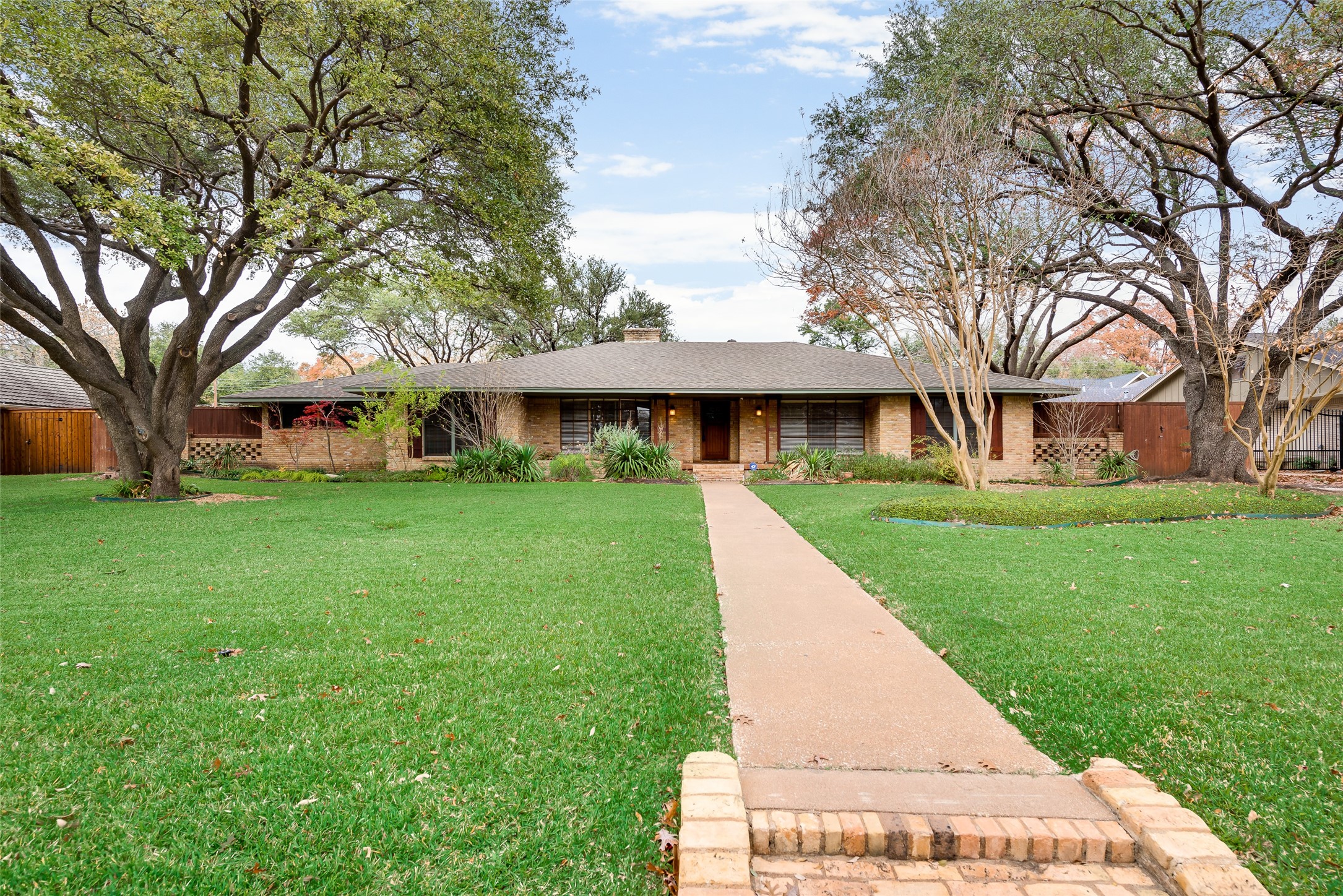 7351 Paldao Drive Dallas TX 75240