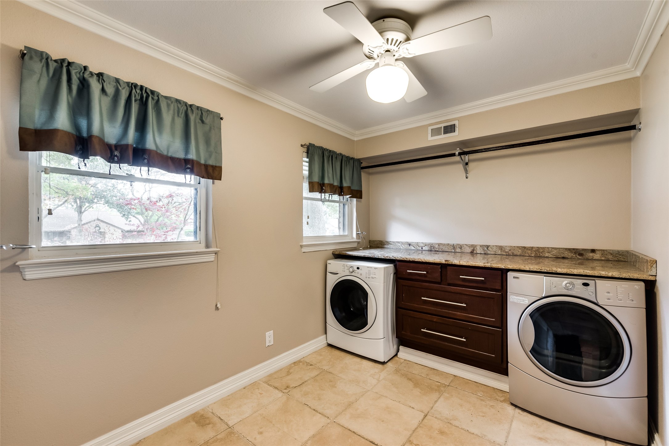 7351 Paldao Drive Dallas TX 75240